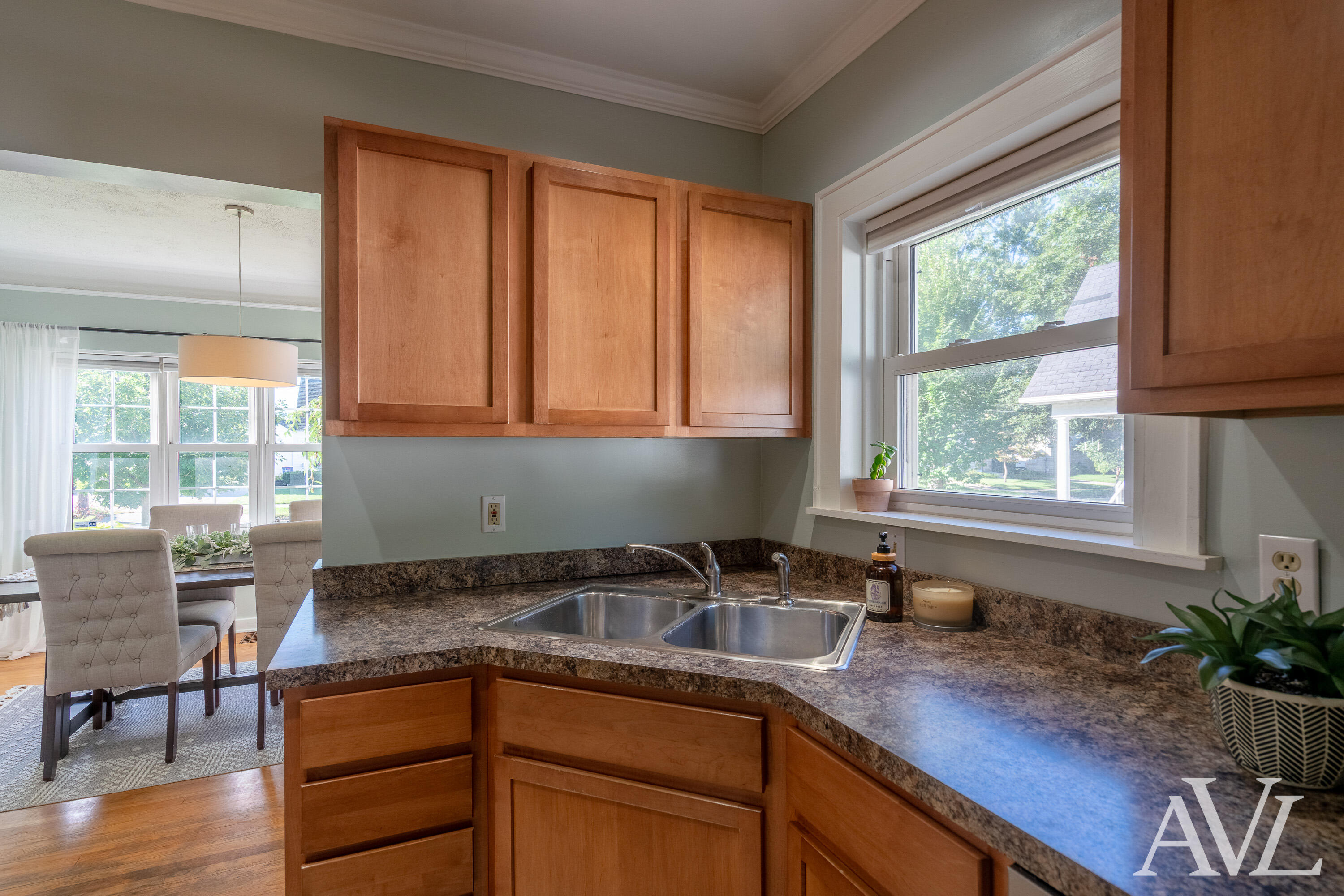 905 N Ottillia Street SE Grand Rapids MI 49507