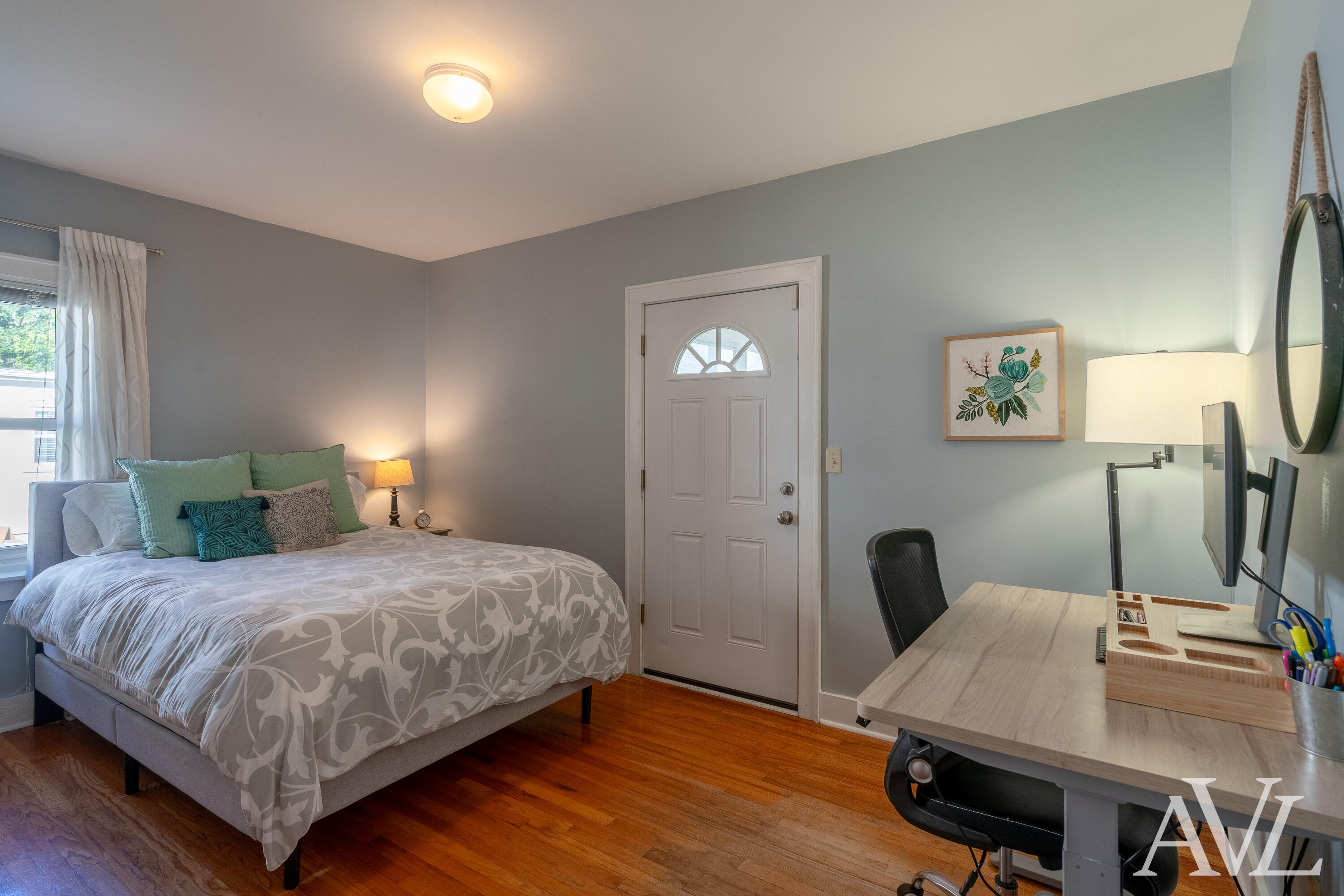 905 N Ottillia Street SE Grand Rapids MI 49507