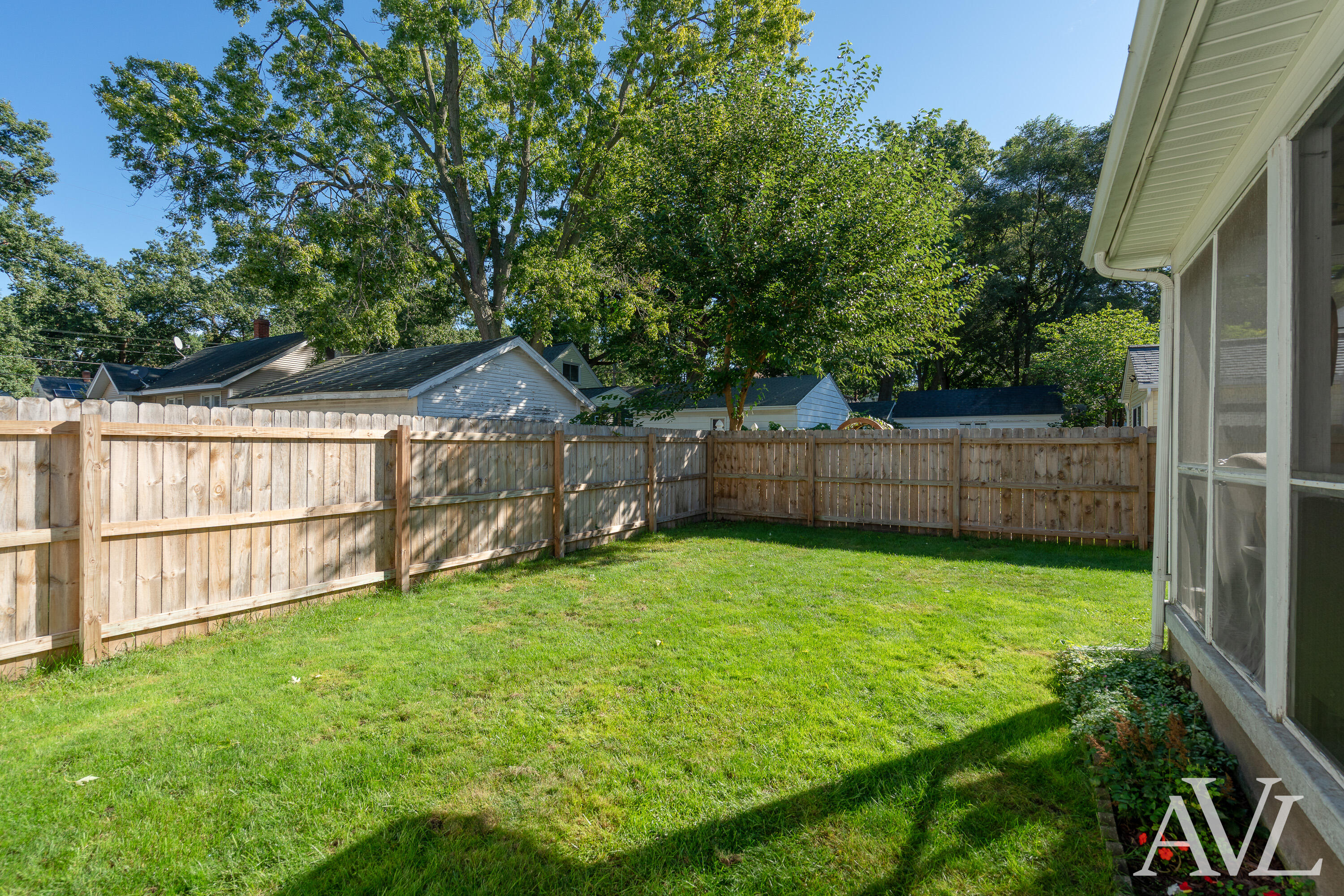 905 N Ottillia Street SE Grand Rapids MI 49507