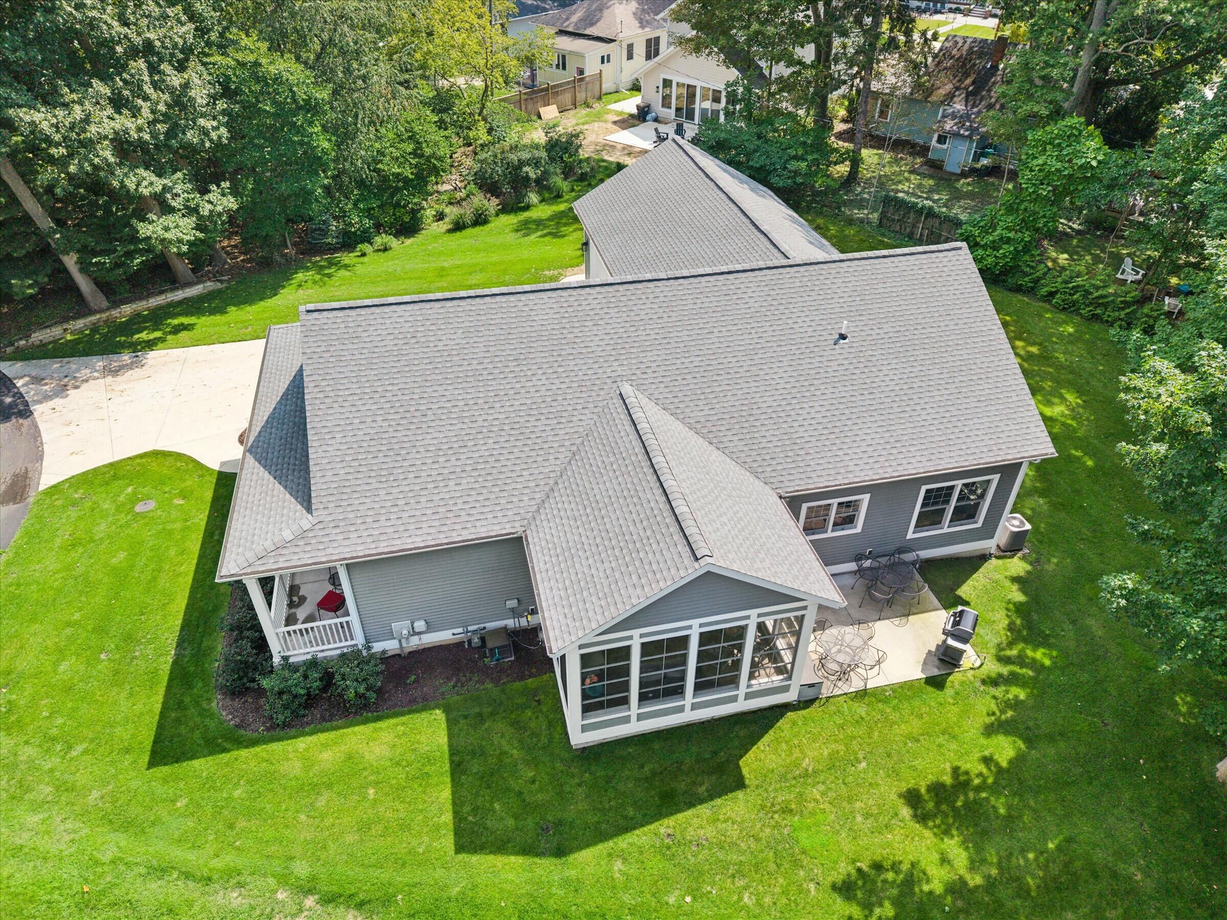 556 N Shore Drive South Haven MI 49090