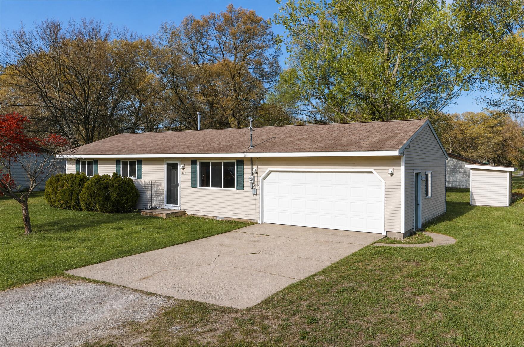 262 Vashti Muskegon MI 49442