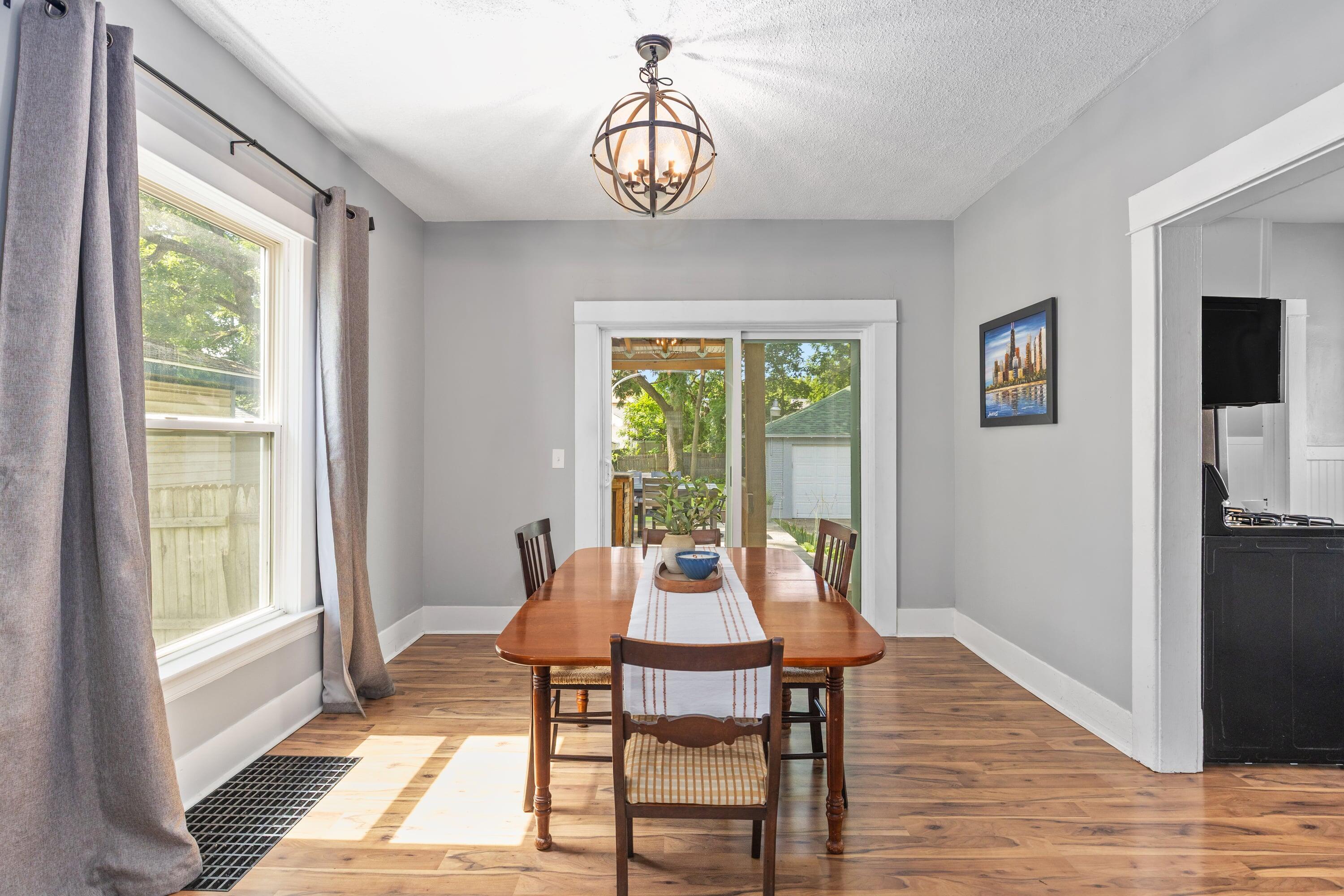 1027 Dallas Avenue SE Grand Rapids MI 49507