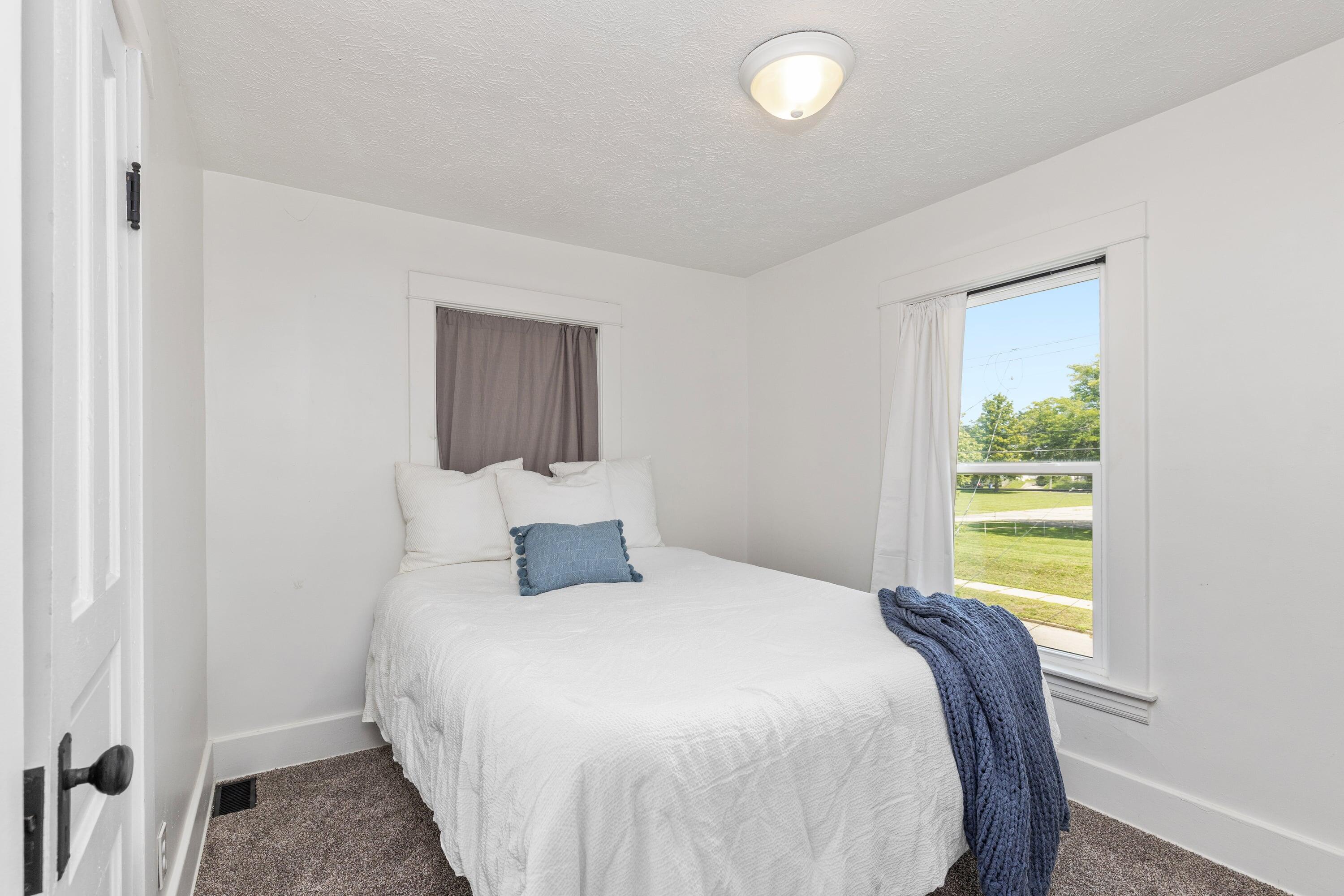 1027 Dallas Avenue SE Grand Rapids MI 49507