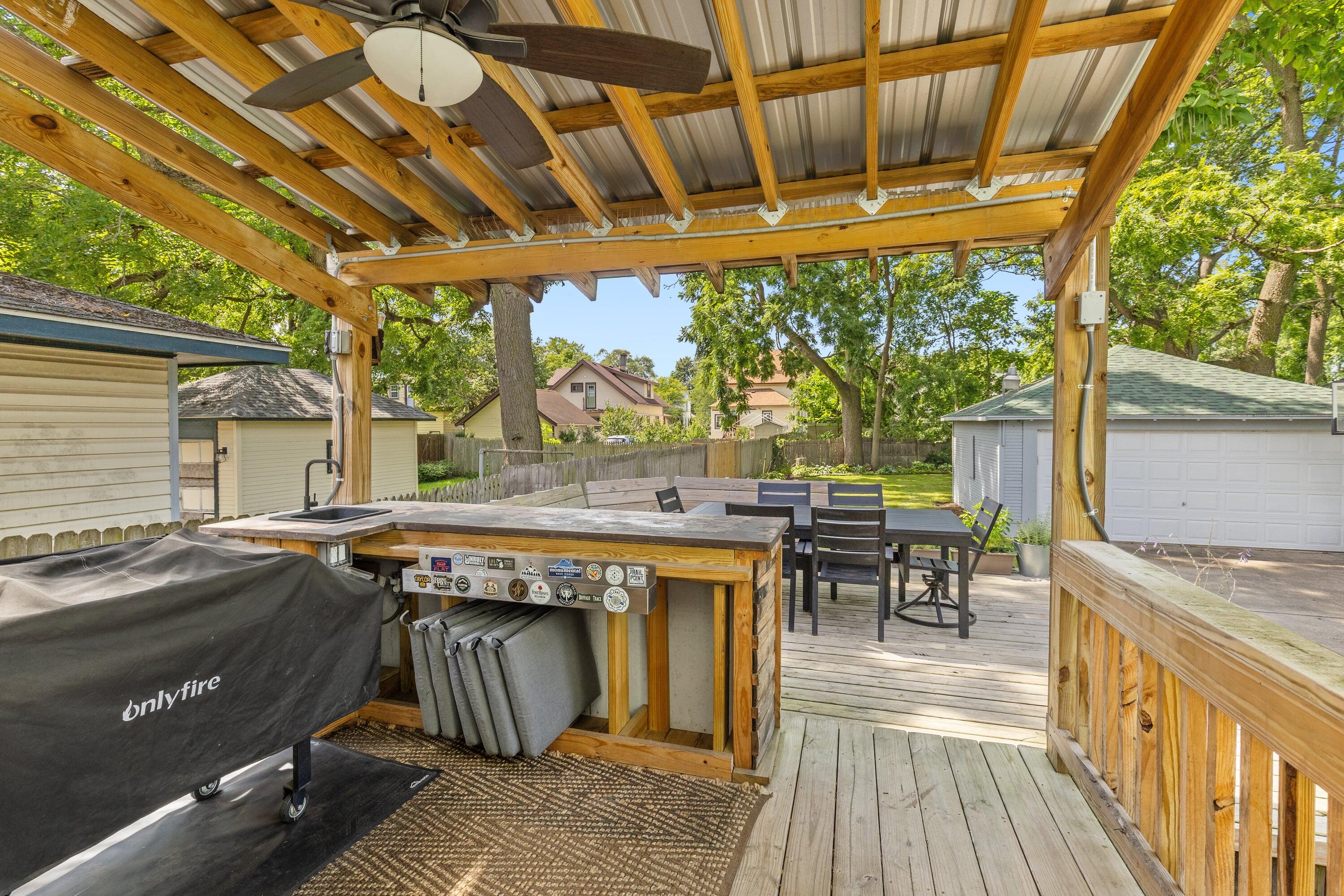 1027 Dallas Avenue SE Grand Rapids MI 49507