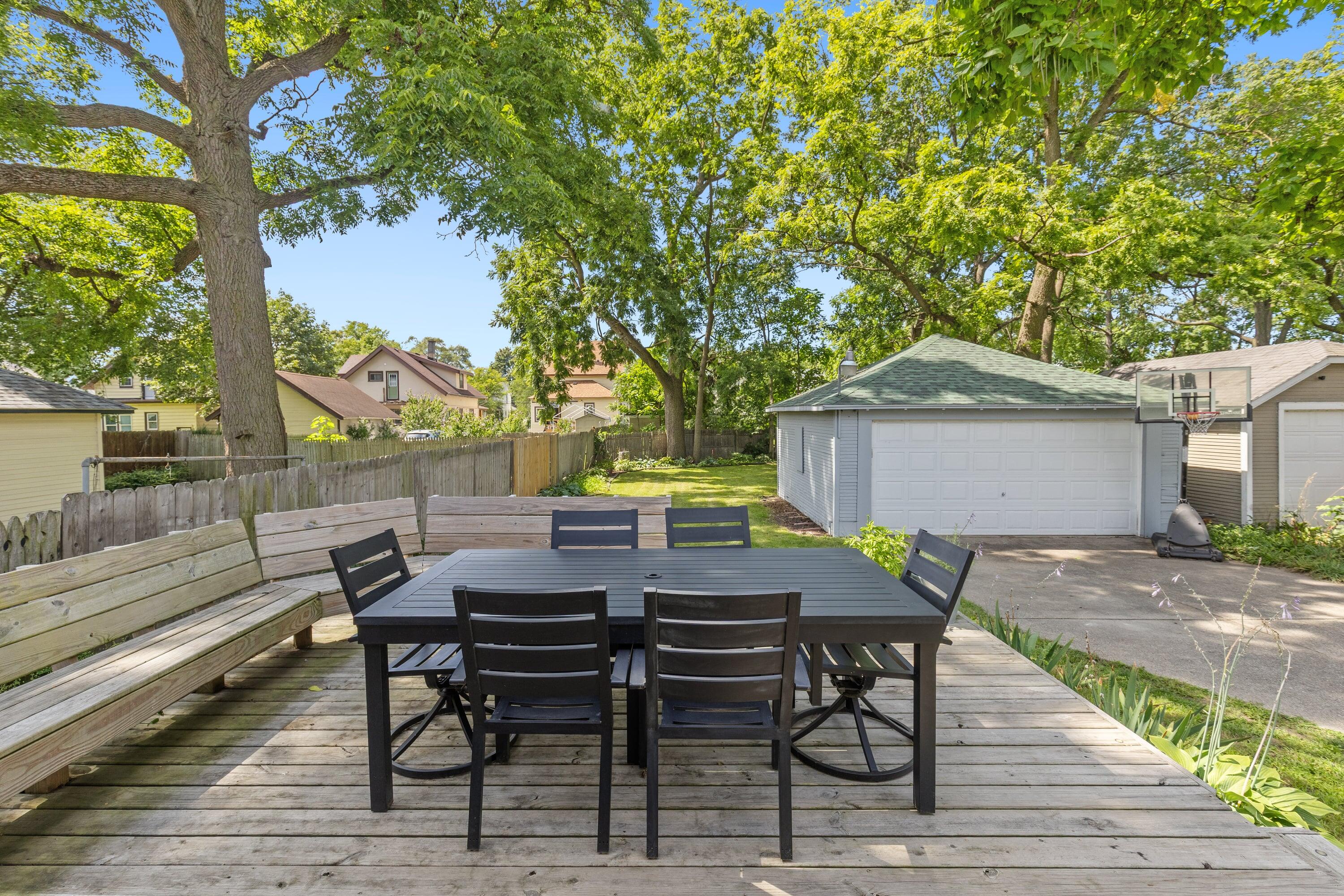 1027 Dallas Avenue SE Grand Rapids MI 49507