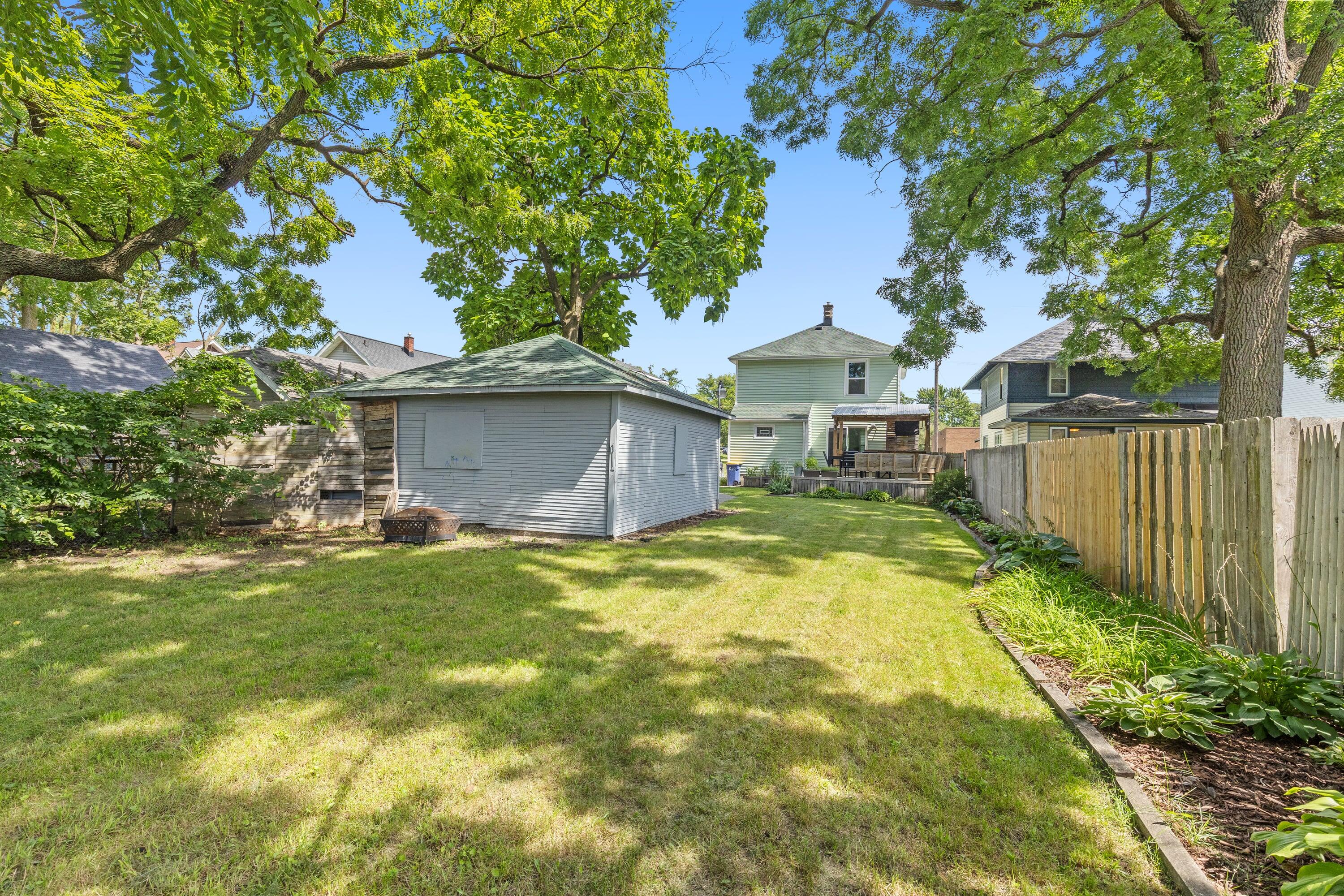 1027 Dallas Avenue SE Grand Rapids MI 49507