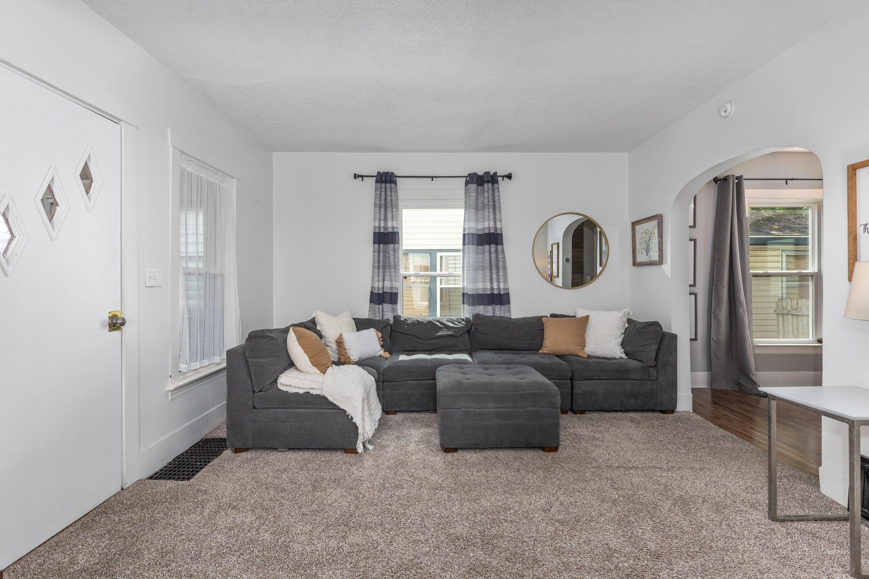 1027 Dallas Avenue SE Grand Rapids MI 49507