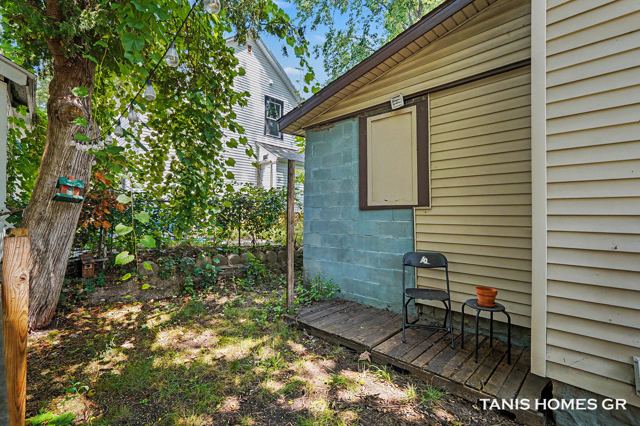 1121 Baxter Street SE Grand Rapids MI 49506