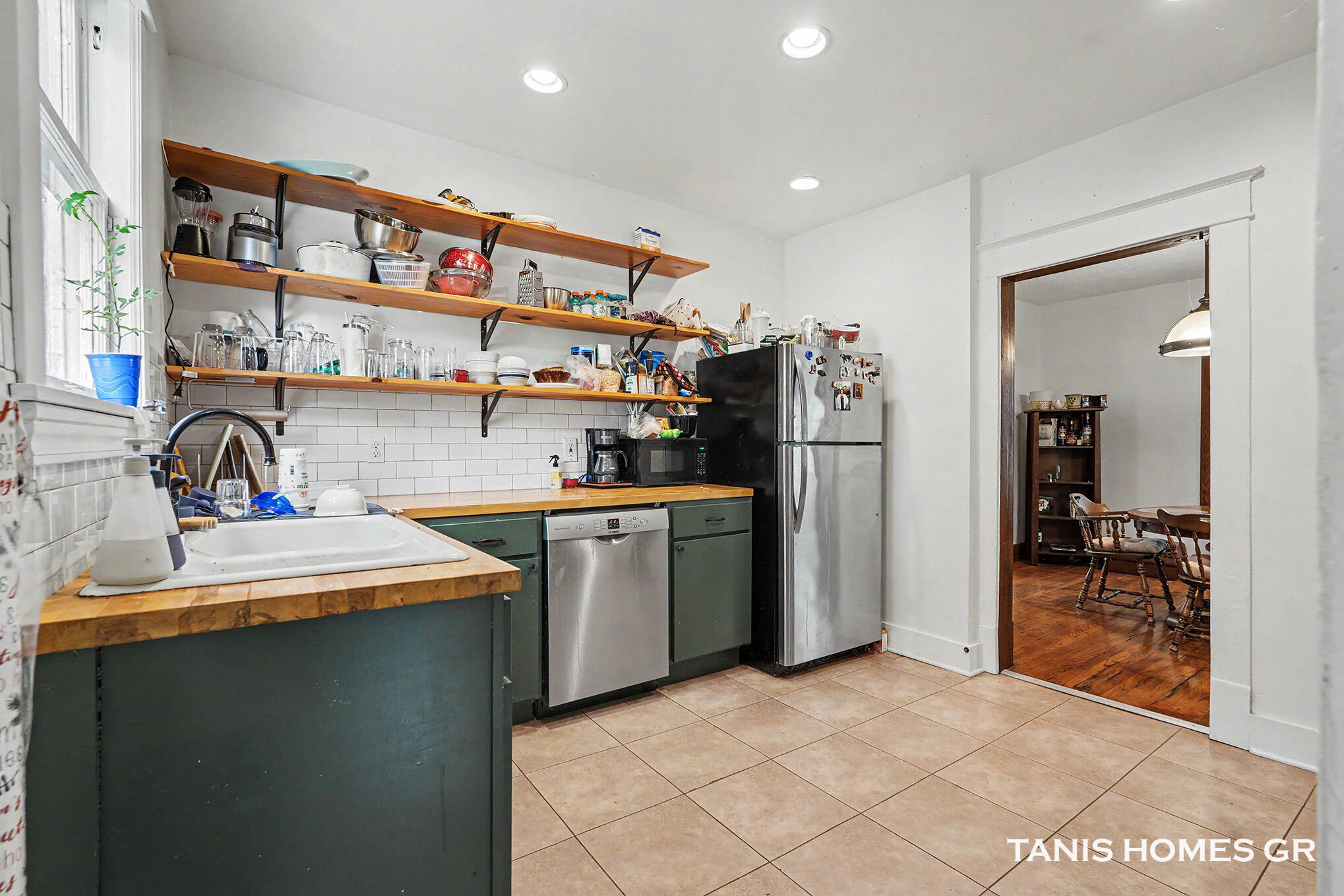 1121 Baxter Street SE Grand Rapids MI 49506