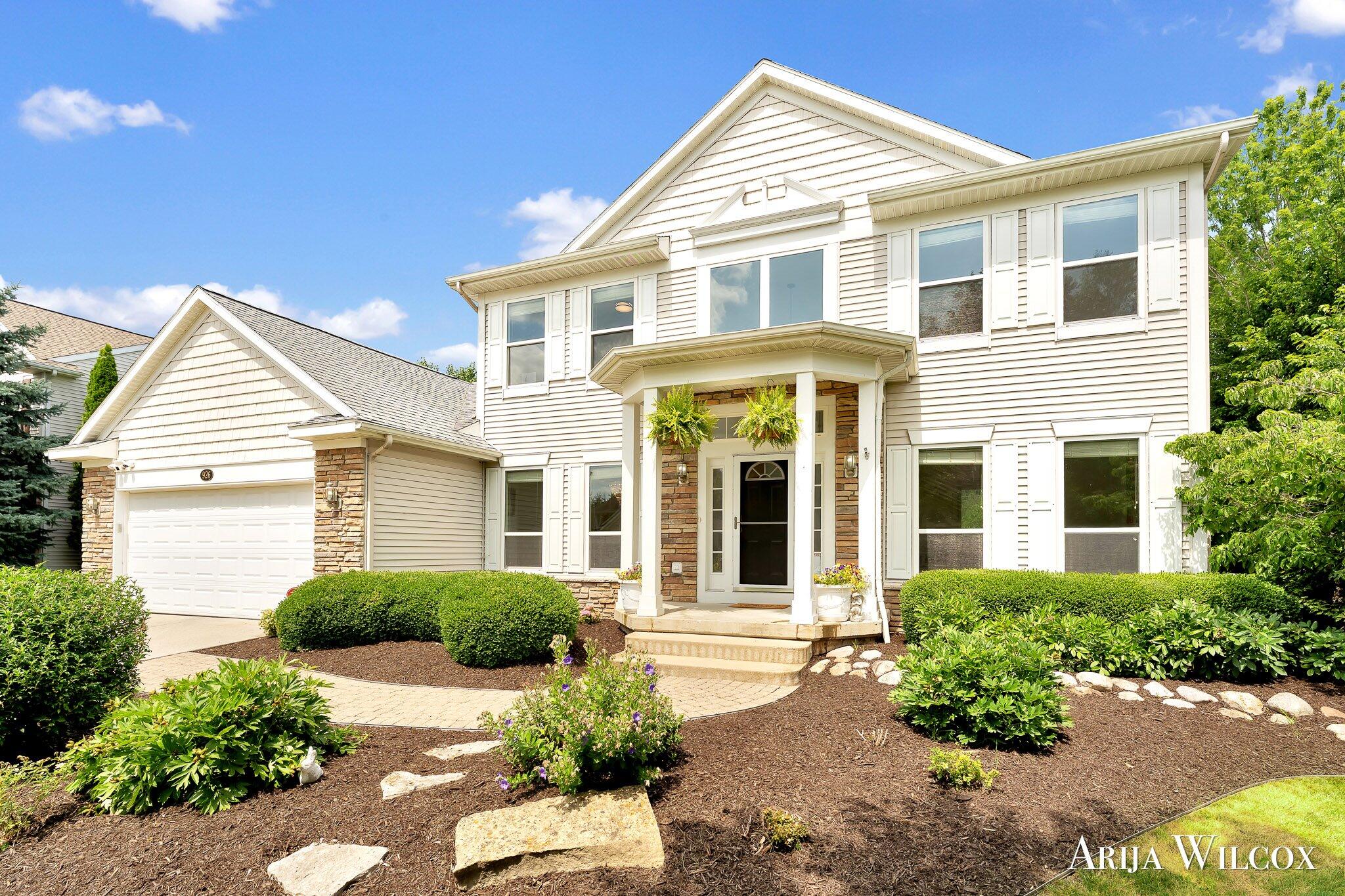 926 Dogwood Meadows Drive SE Ada MI 49301
