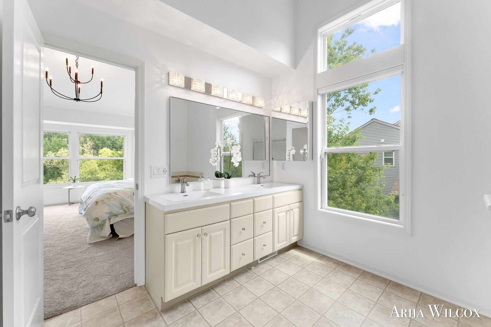 926 Dogwood Meadows Drive SE Ada MI 49301