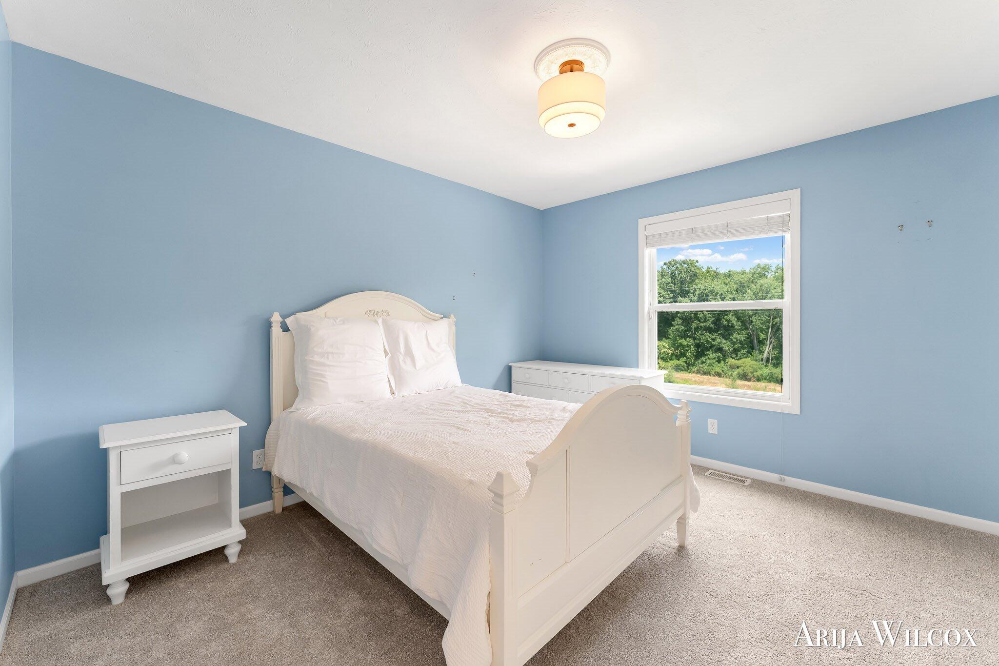 926 Dogwood Meadows Drive SE Ada MI 49301
