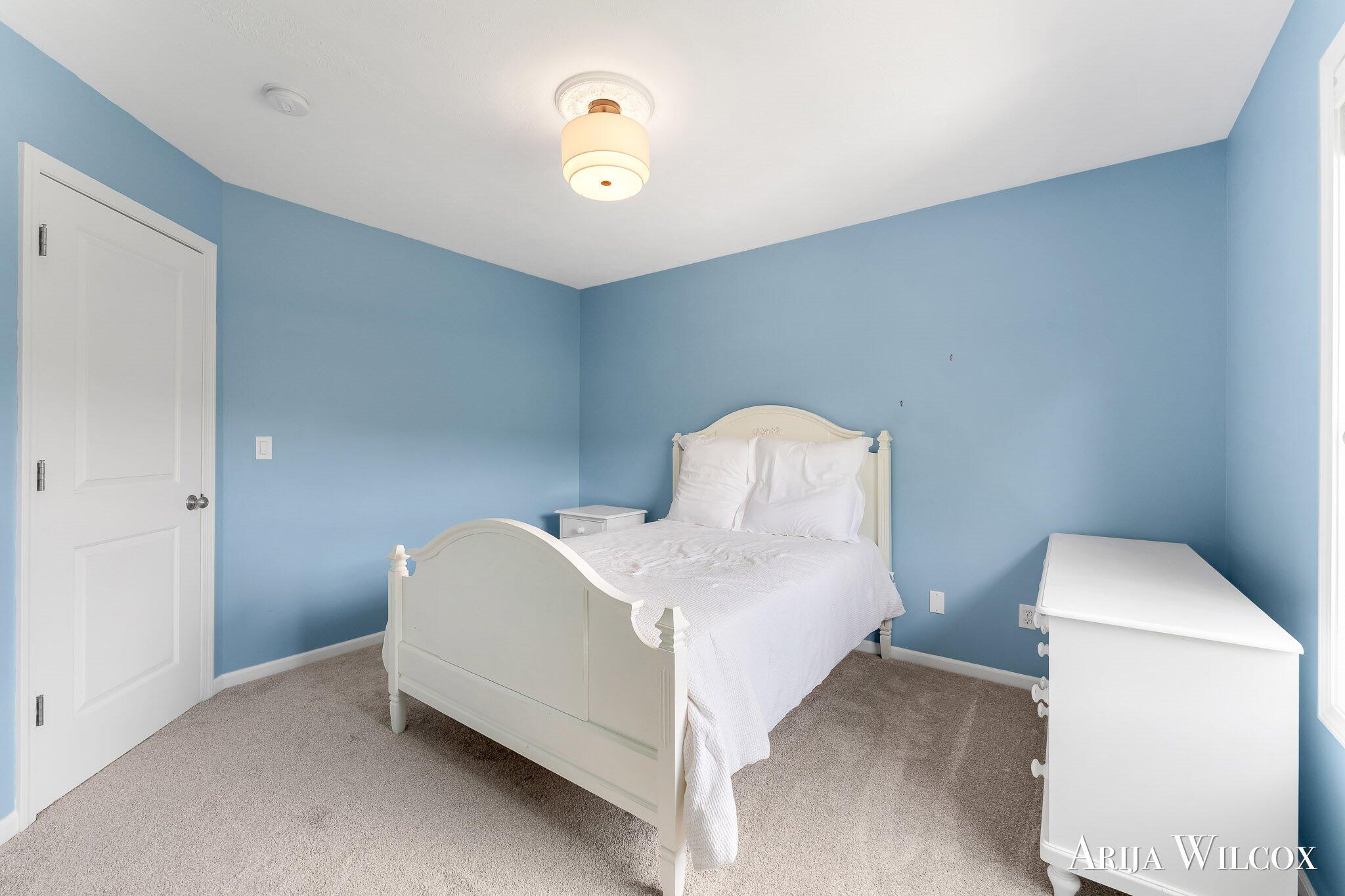 926 Dogwood Meadows Drive SE Ada MI 49301