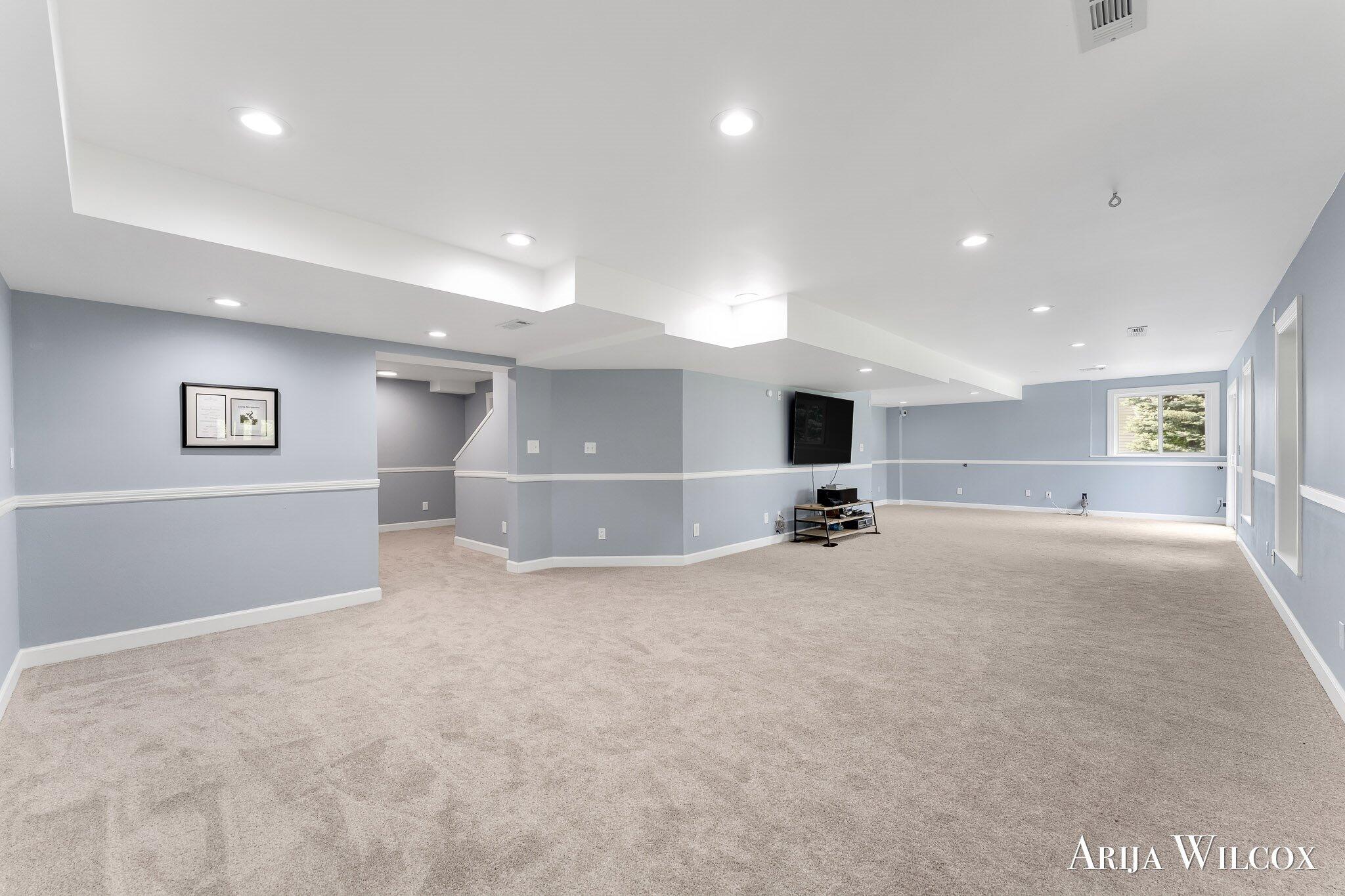 926 Dogwood Meadows Drive SE Ada MI 49301
