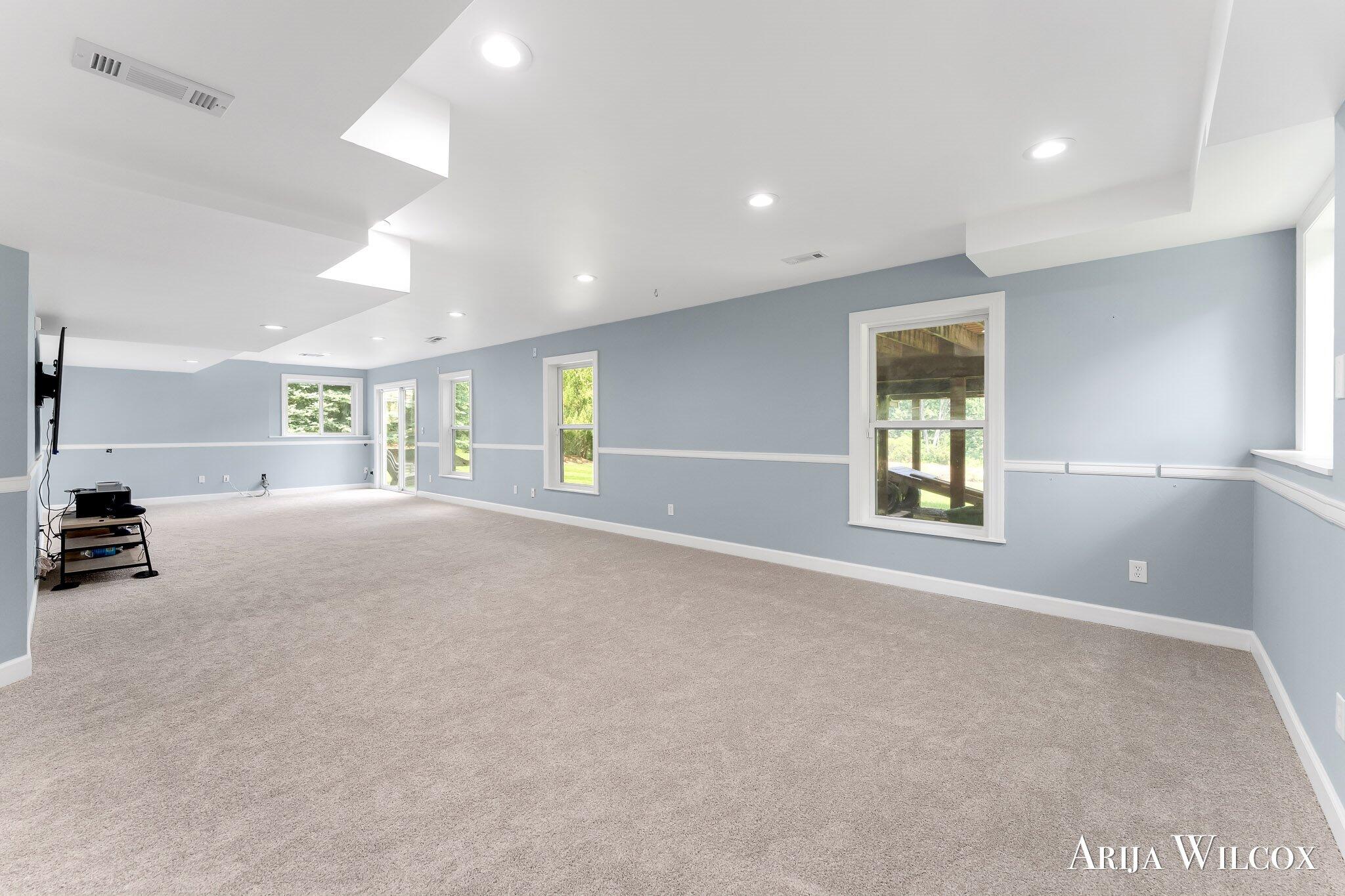 926 Dogwood Meadows Drive SE Ada MI 49301