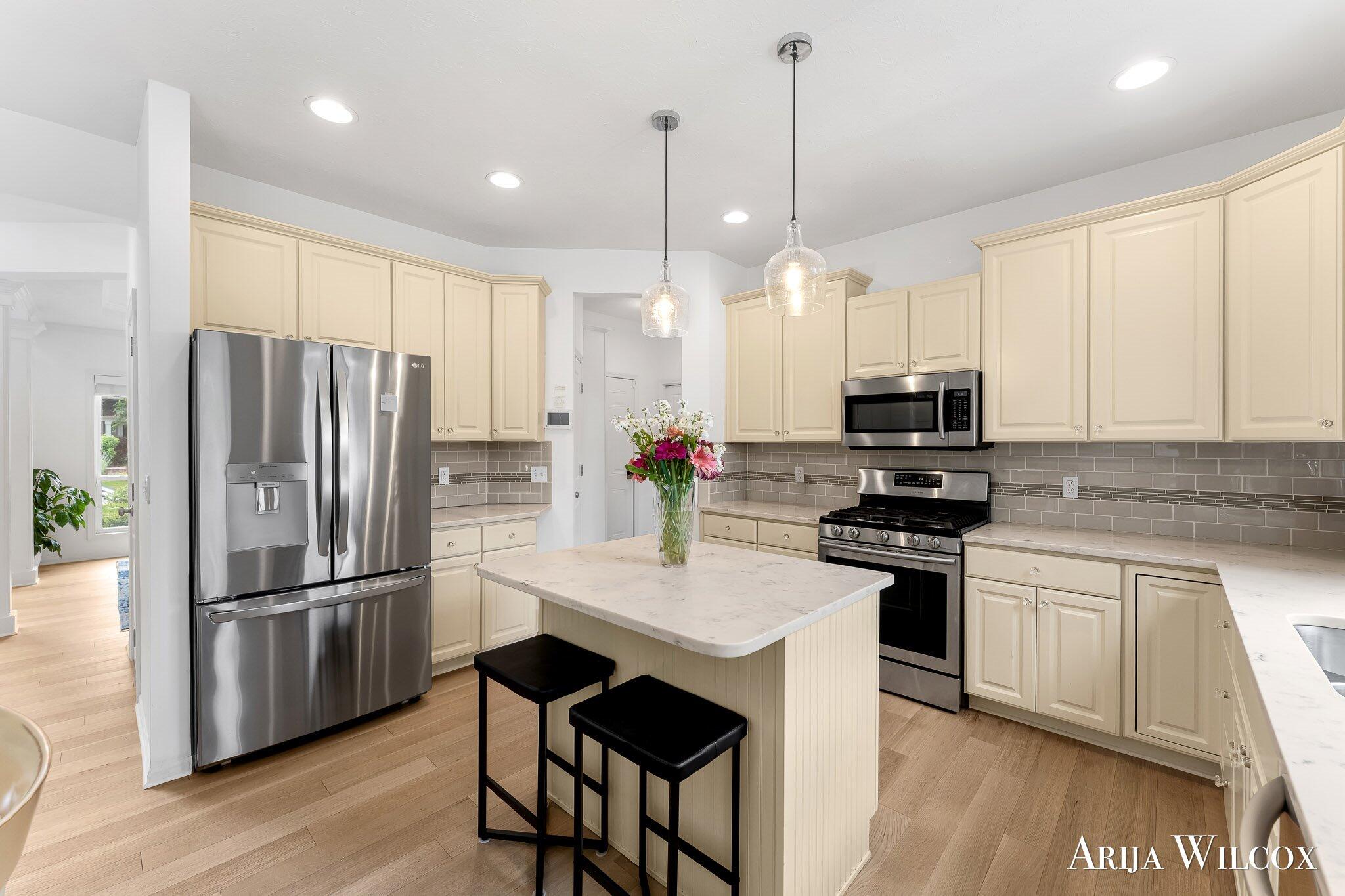 926 Dogwood Meadows Drive SE Ada MI 49301