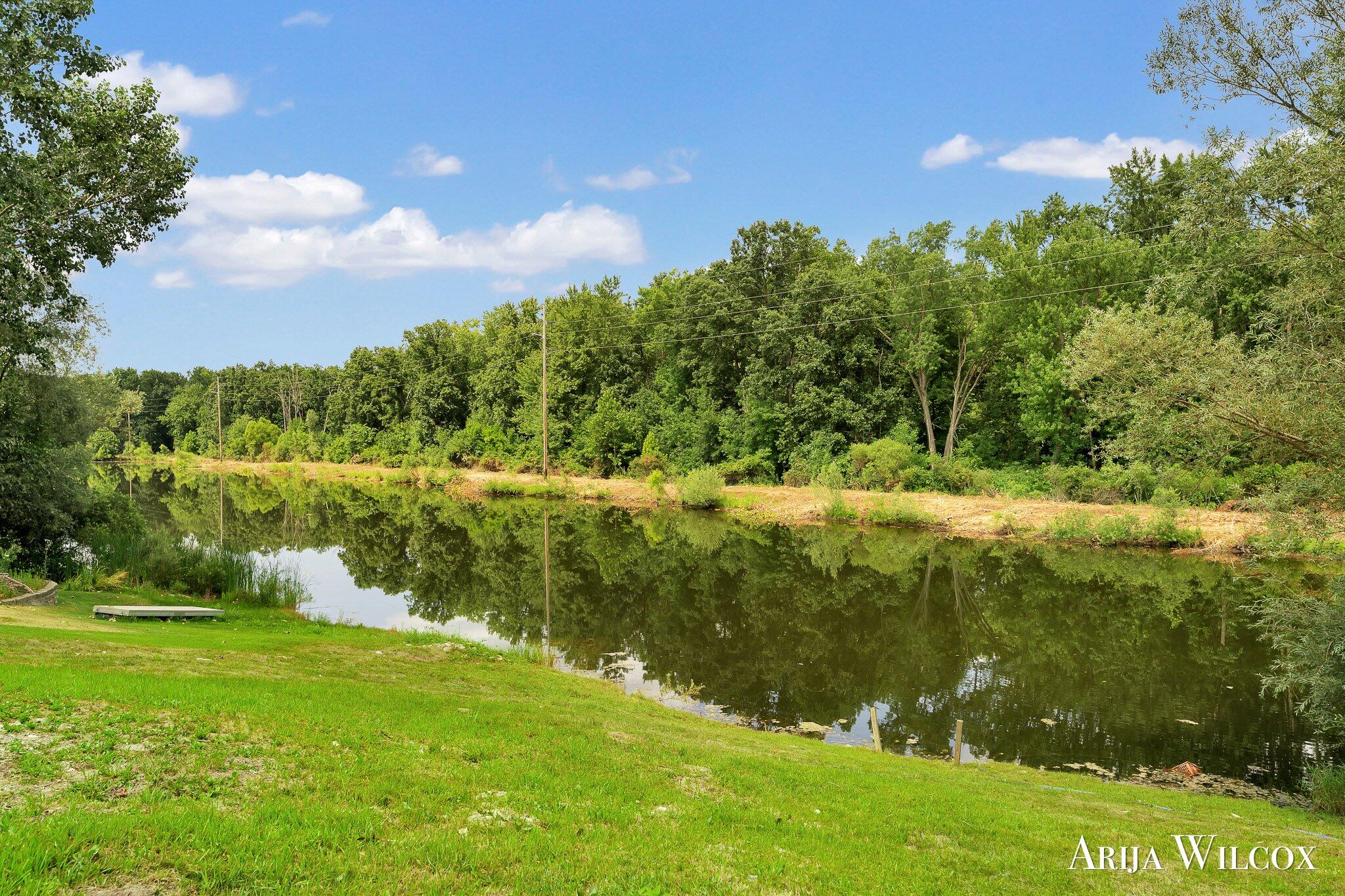926 Dogwood Meadows Drive SE Ada MI 49301