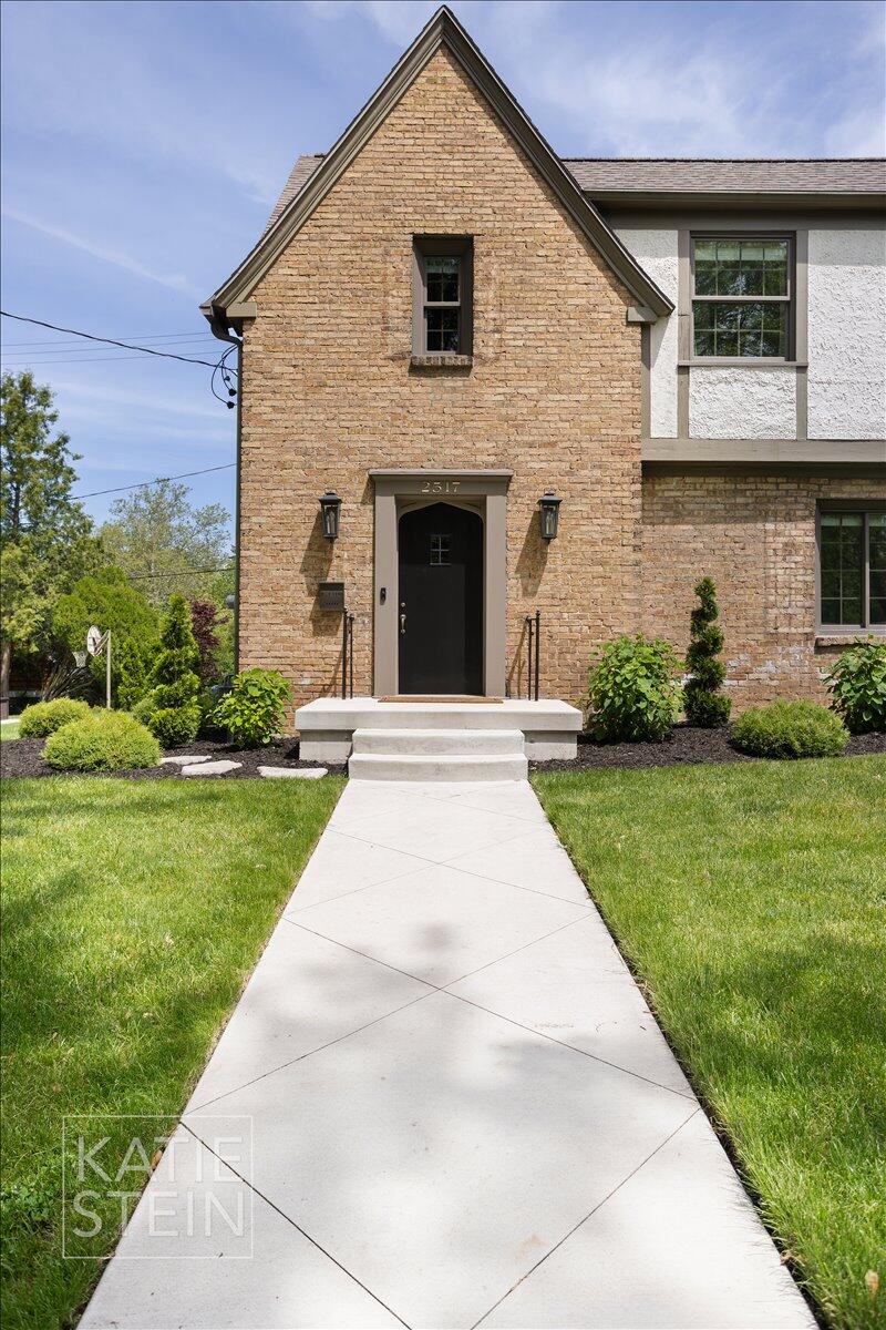 2517 Richards Drive SE Grand Rapids MI 49506