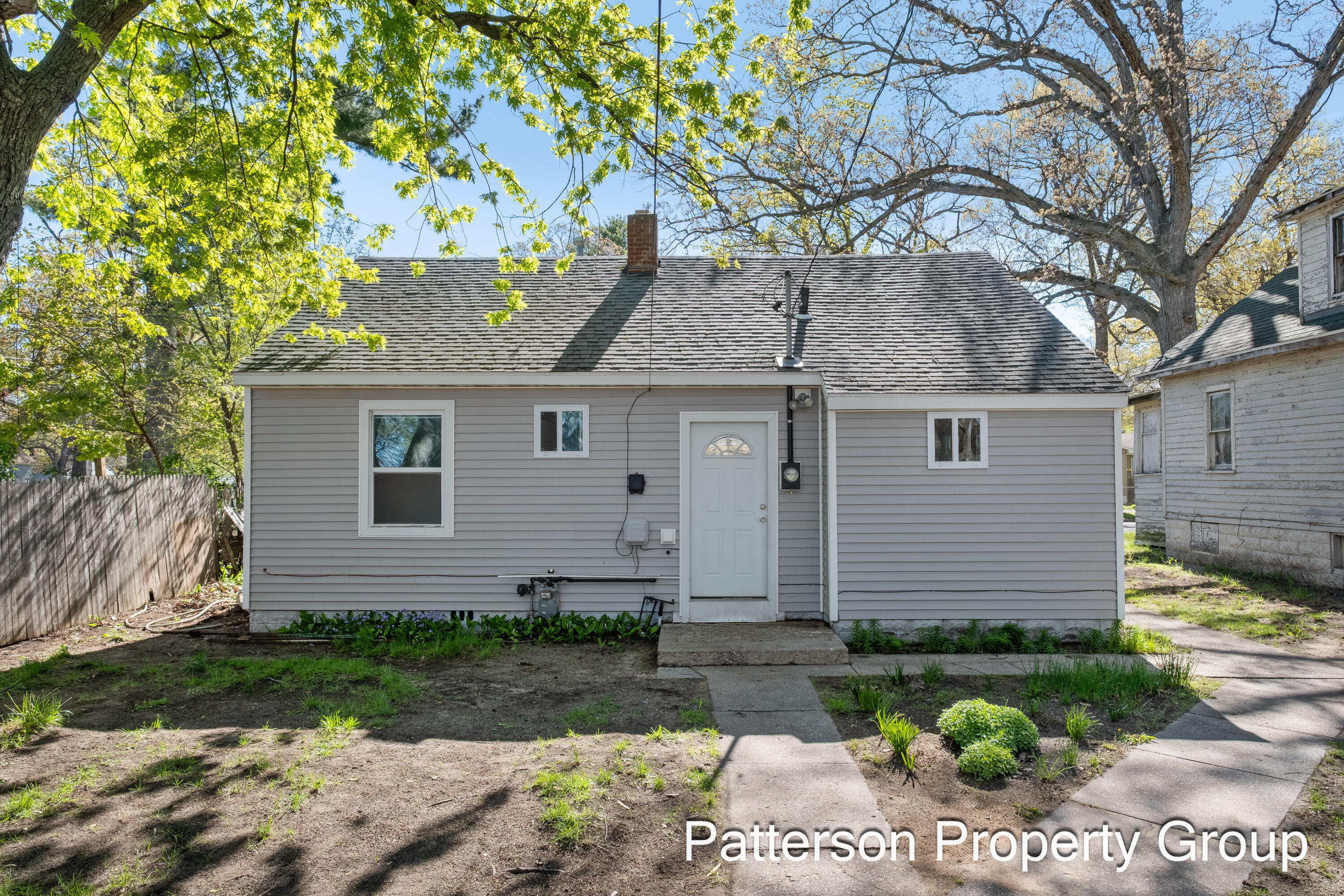 2107 8th Street Muskegon MI 49444