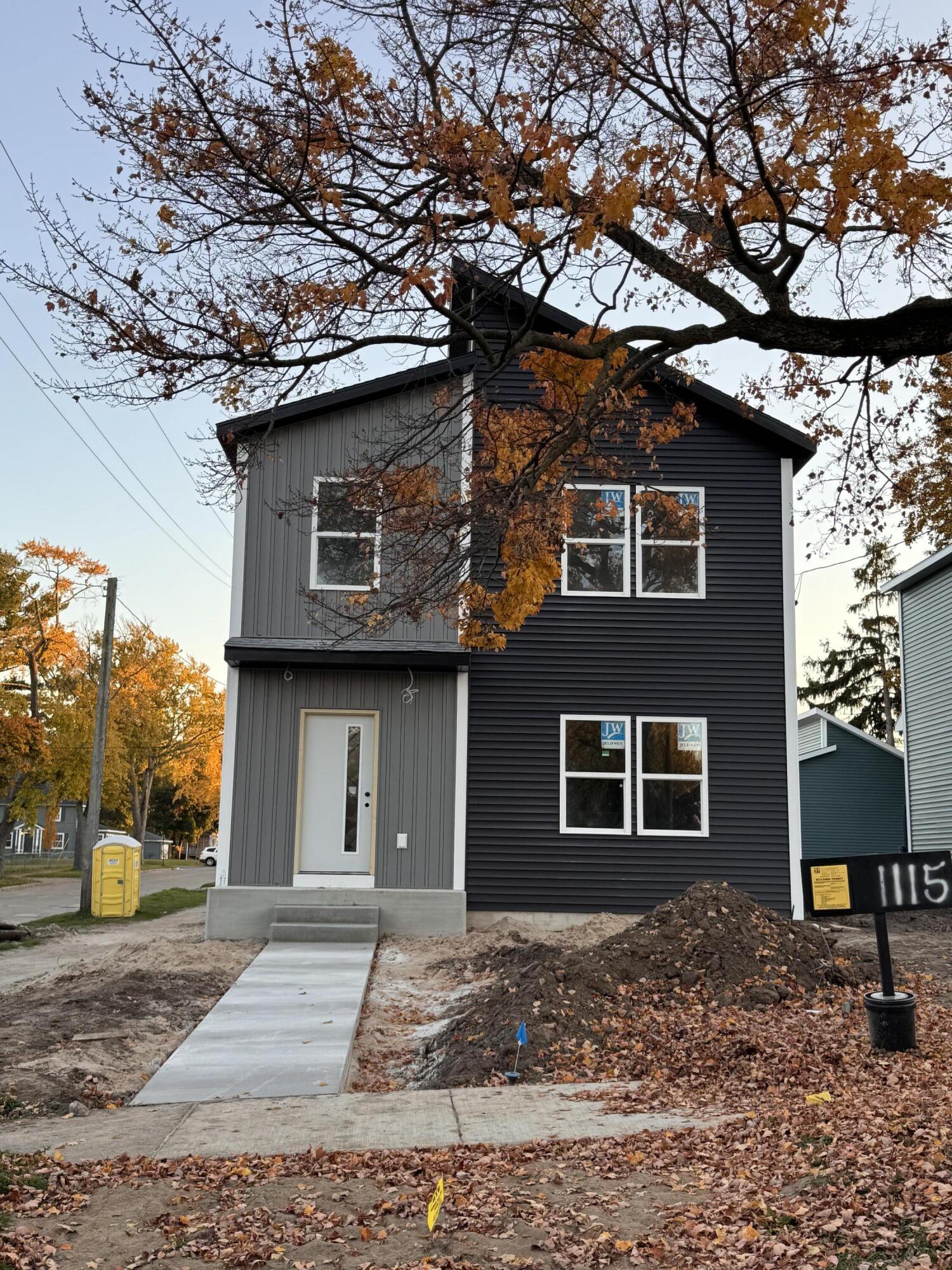 1115 W Grand Avenue Muskegon MI 49441