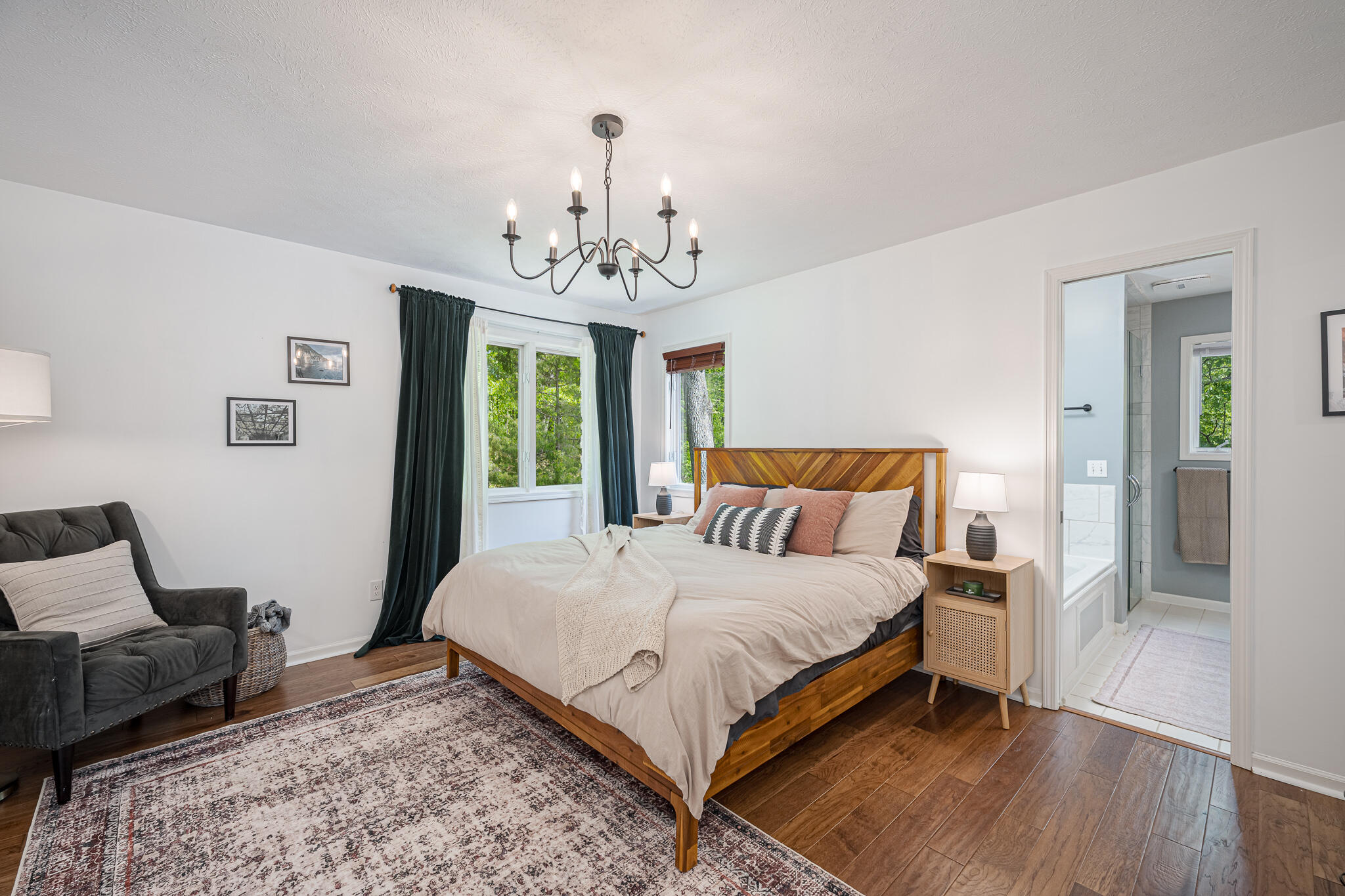 144 Pettis Avenue SE Ada MI 49301