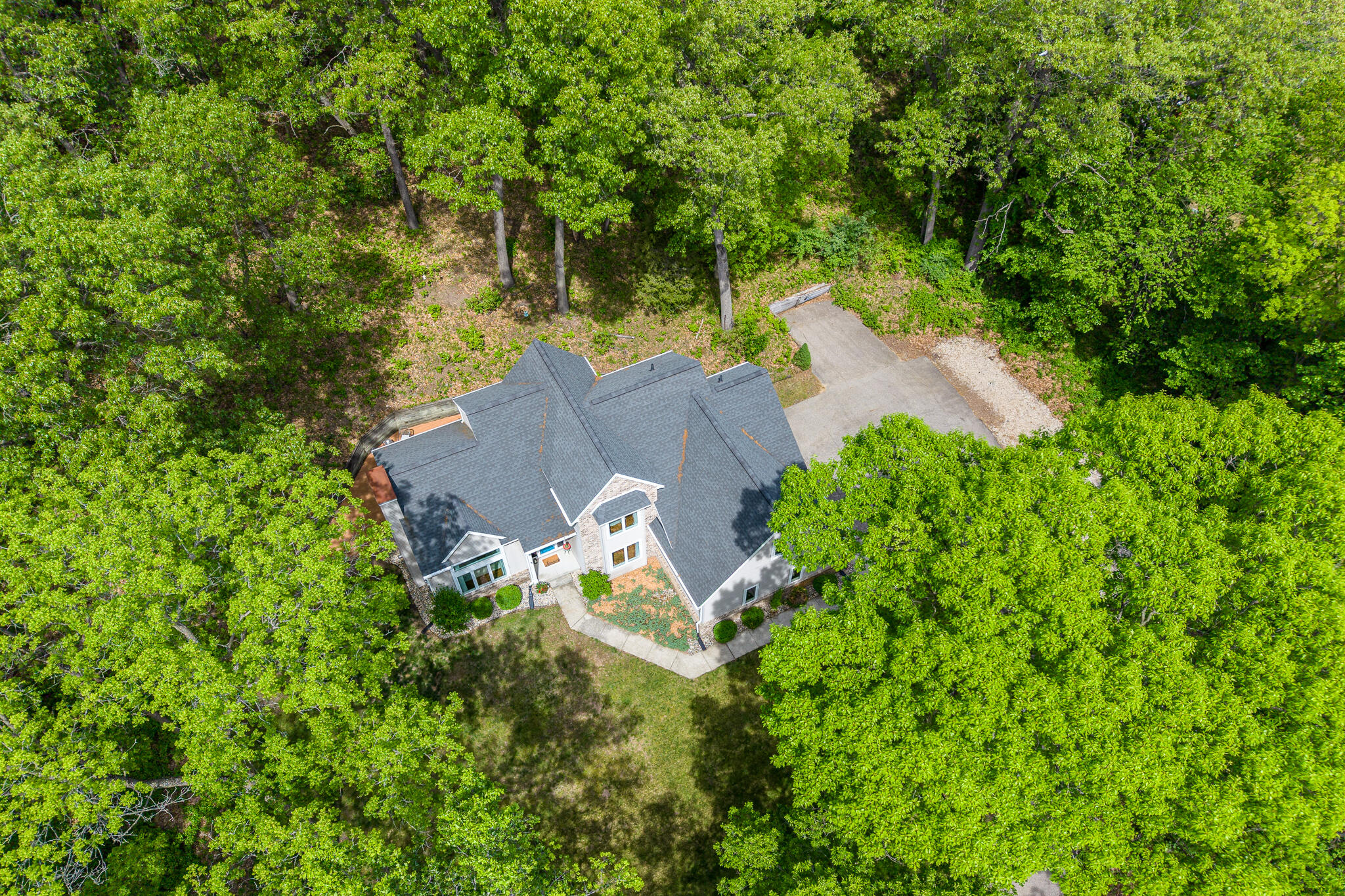 144 Pettis Avenue SE Ada MI 49301