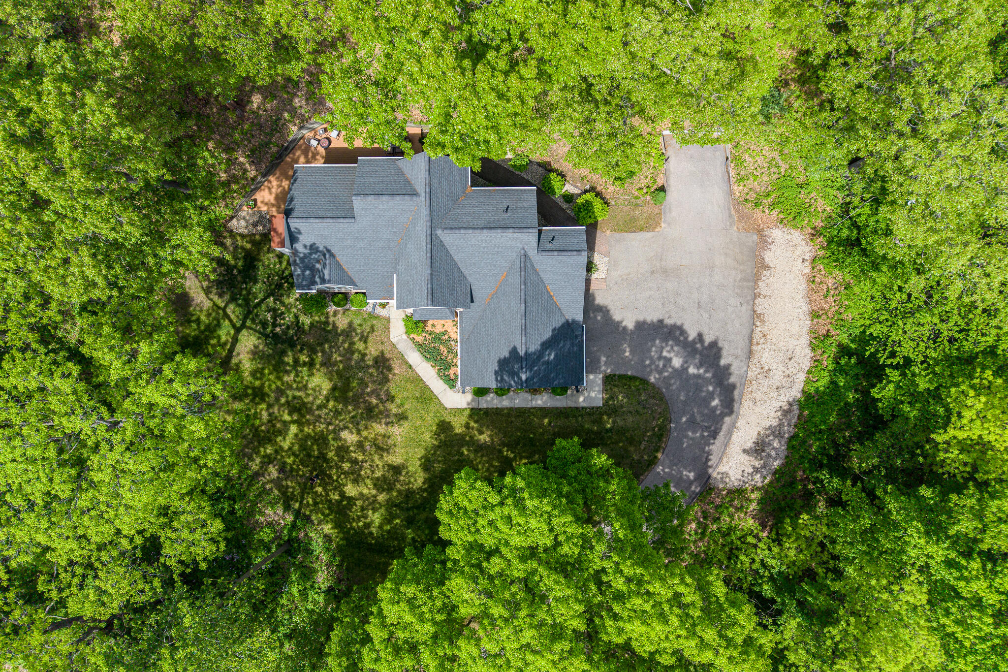 144 Pettis Avenue SE Ada MI 49301
