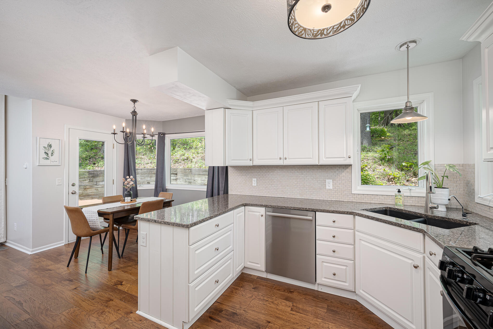 144 Pettis Avenue SE Ada MI 49301
