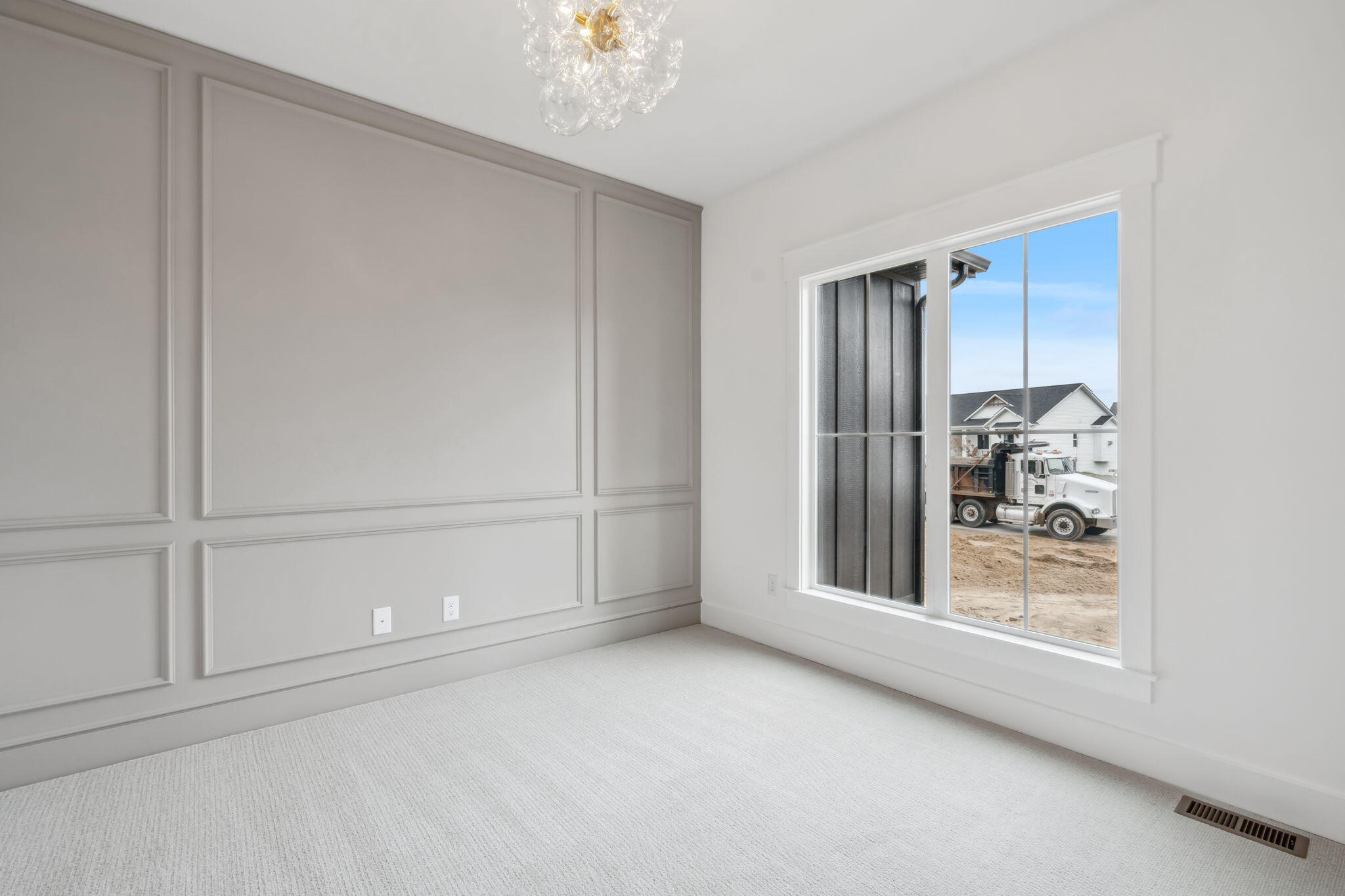 3435 Fulton Street NE Grand Rapids MI 49546