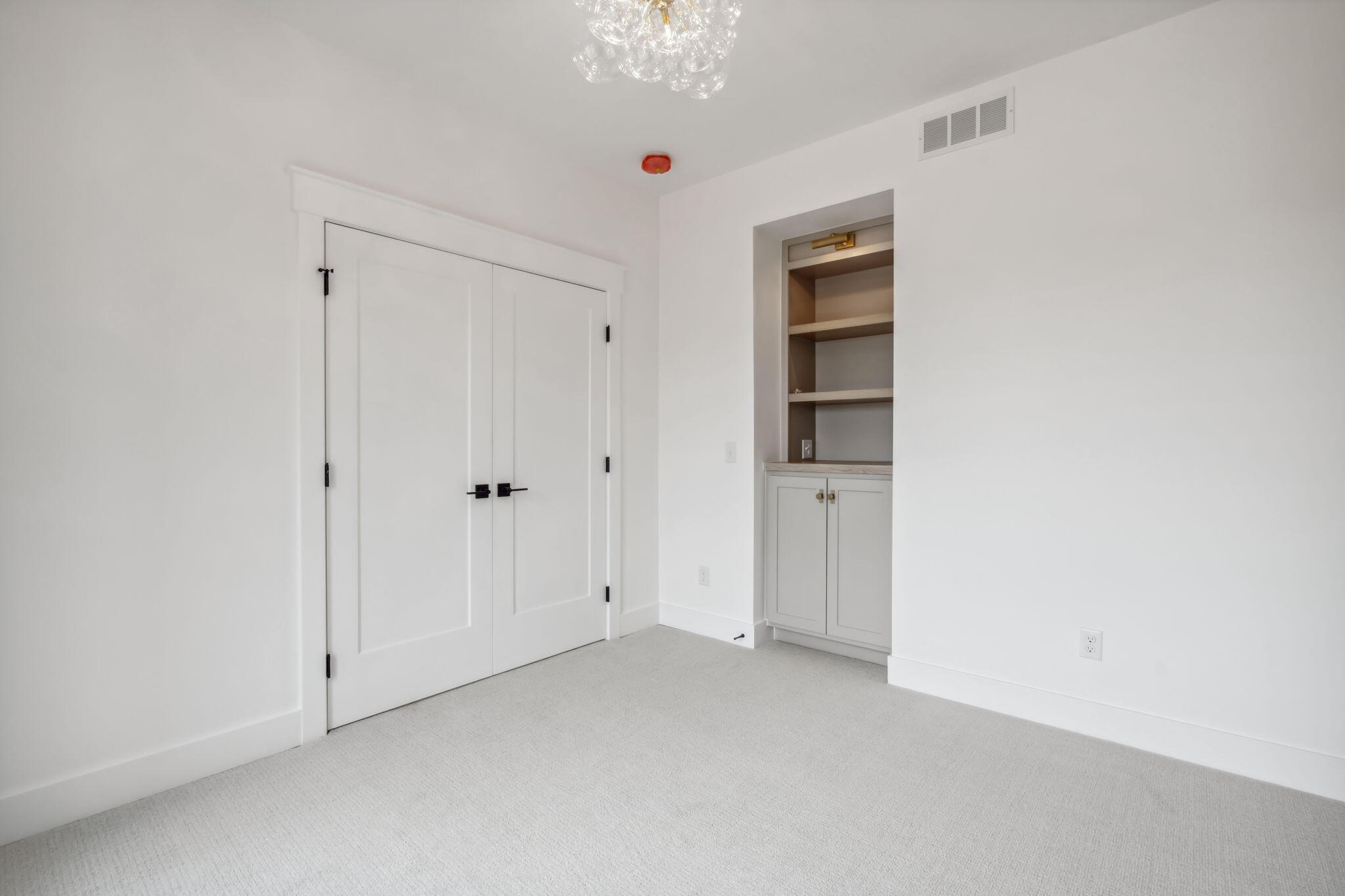 3435 Fulton Street NE Grand Rapids MI 49546