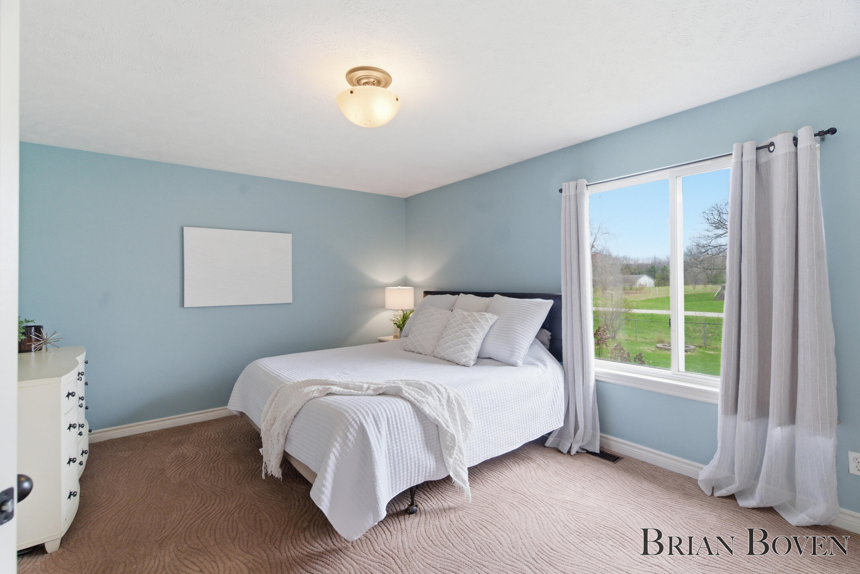 7631 Hessler Drive NE Rockford MI 49341