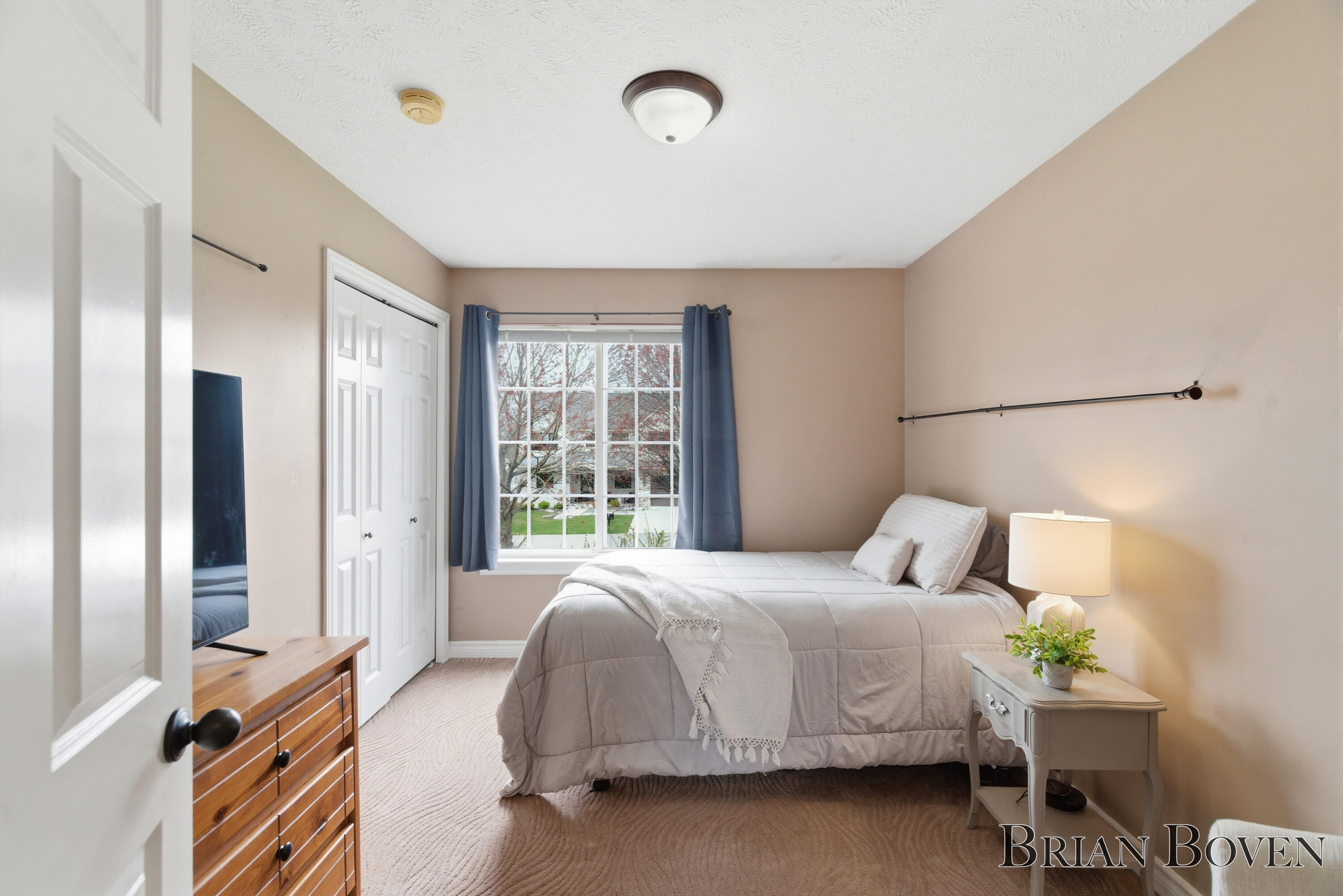 7631 Hessler Drive NE Rockford MI 49341
