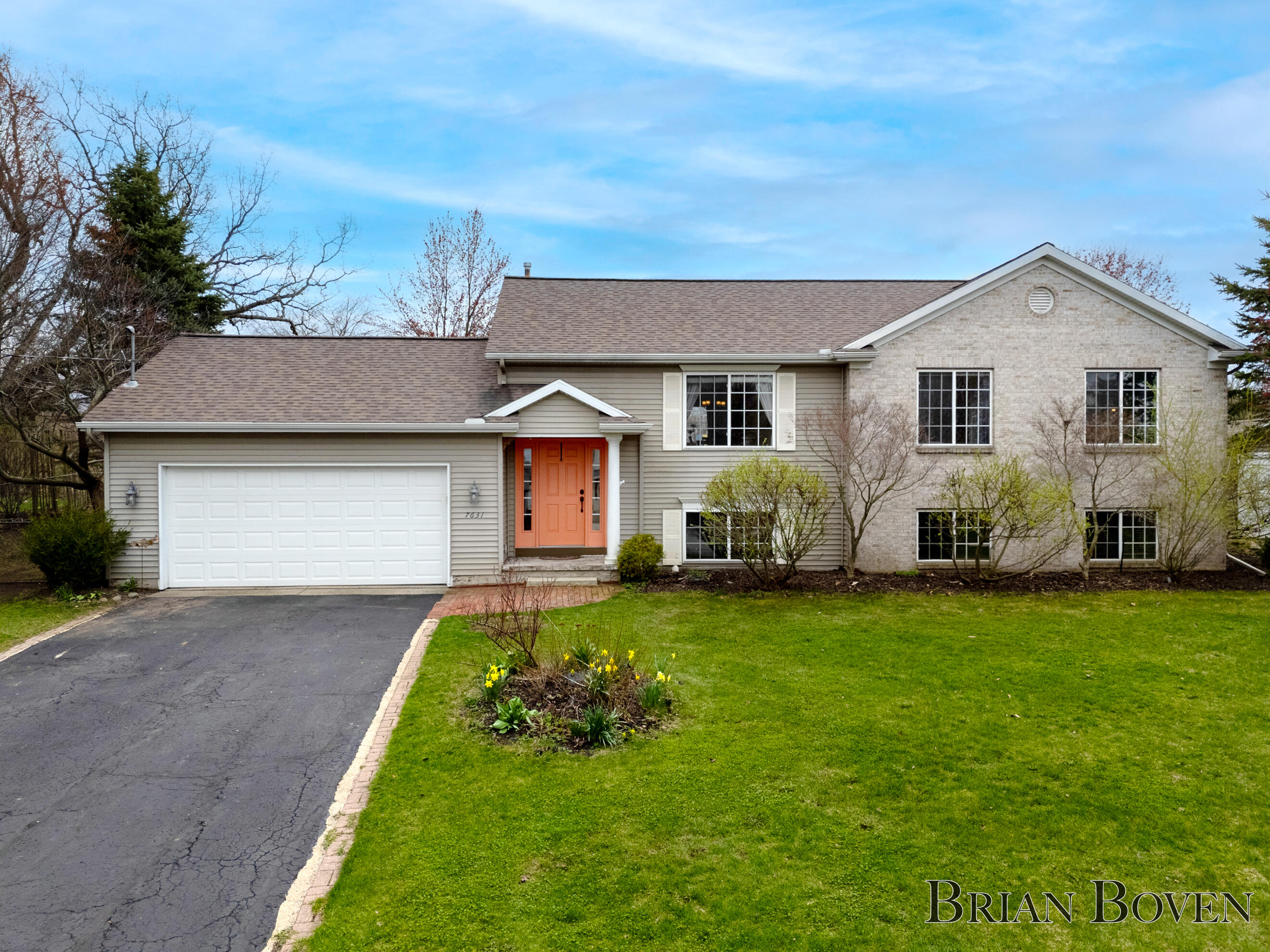 7631 Hessler Drive NE Rockford MI 49341