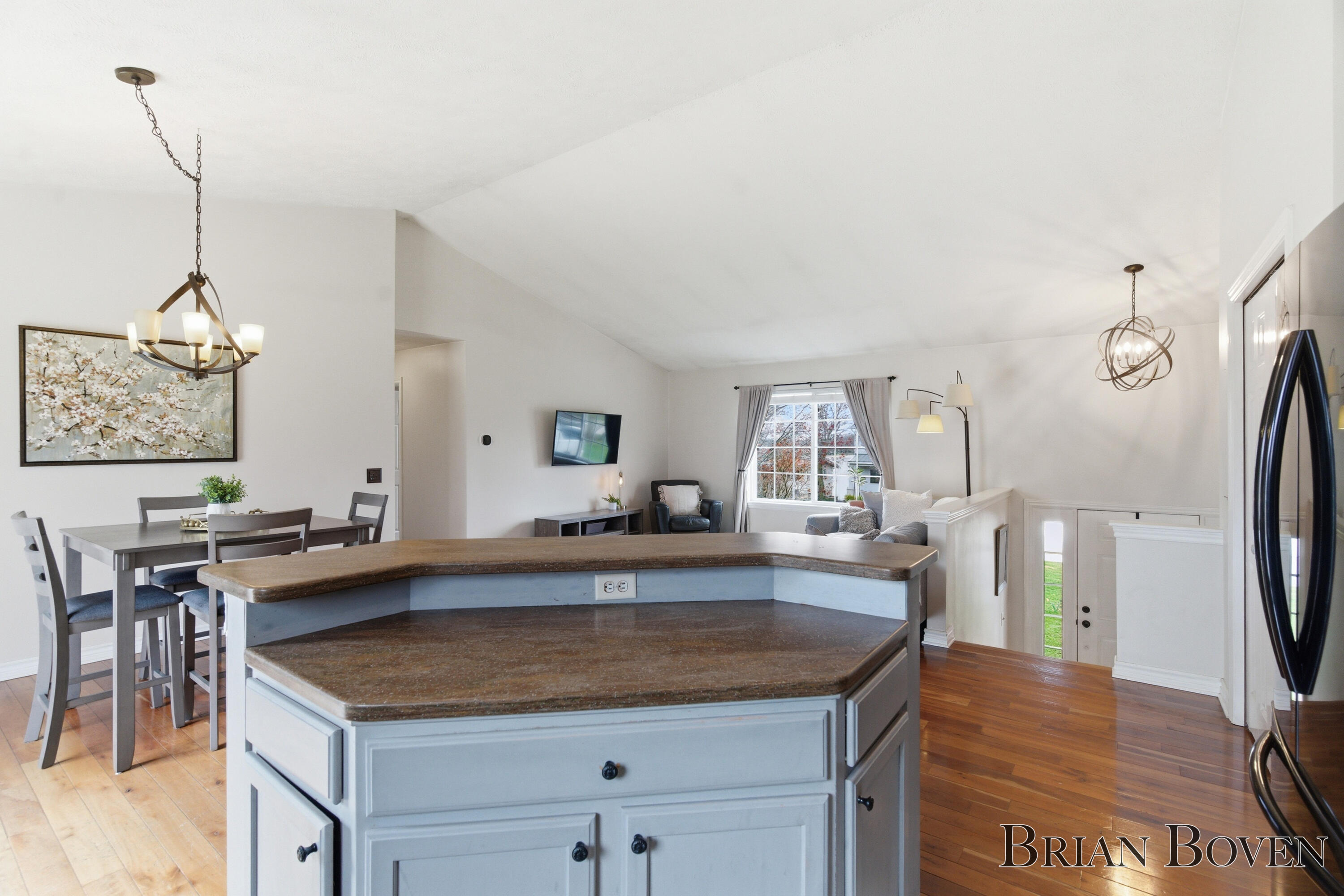 7631 Hessler Drive NE Rockford MI 49341