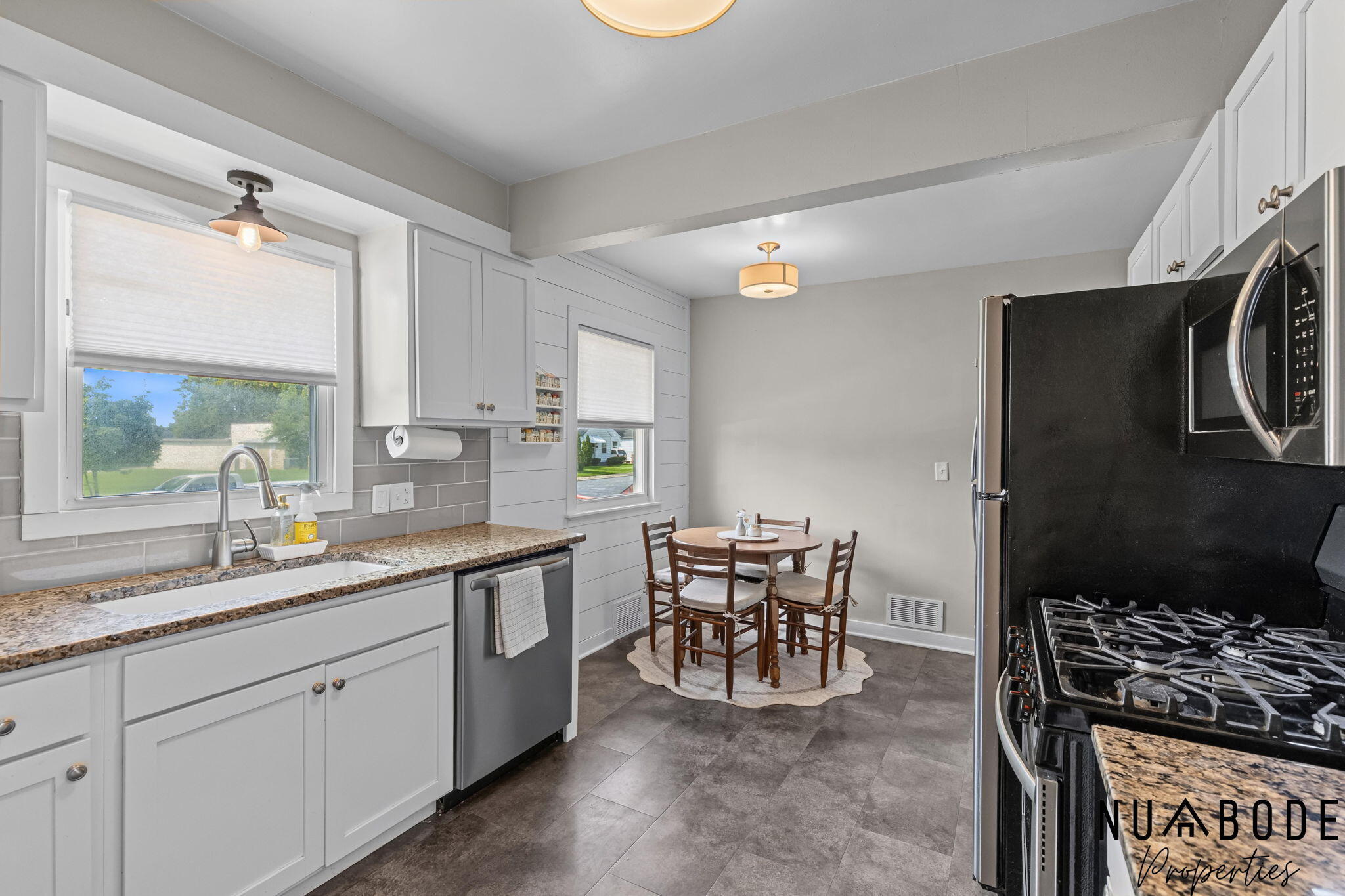 2114 Kalamazoo Avenue SE Grand Rapids MI 49507