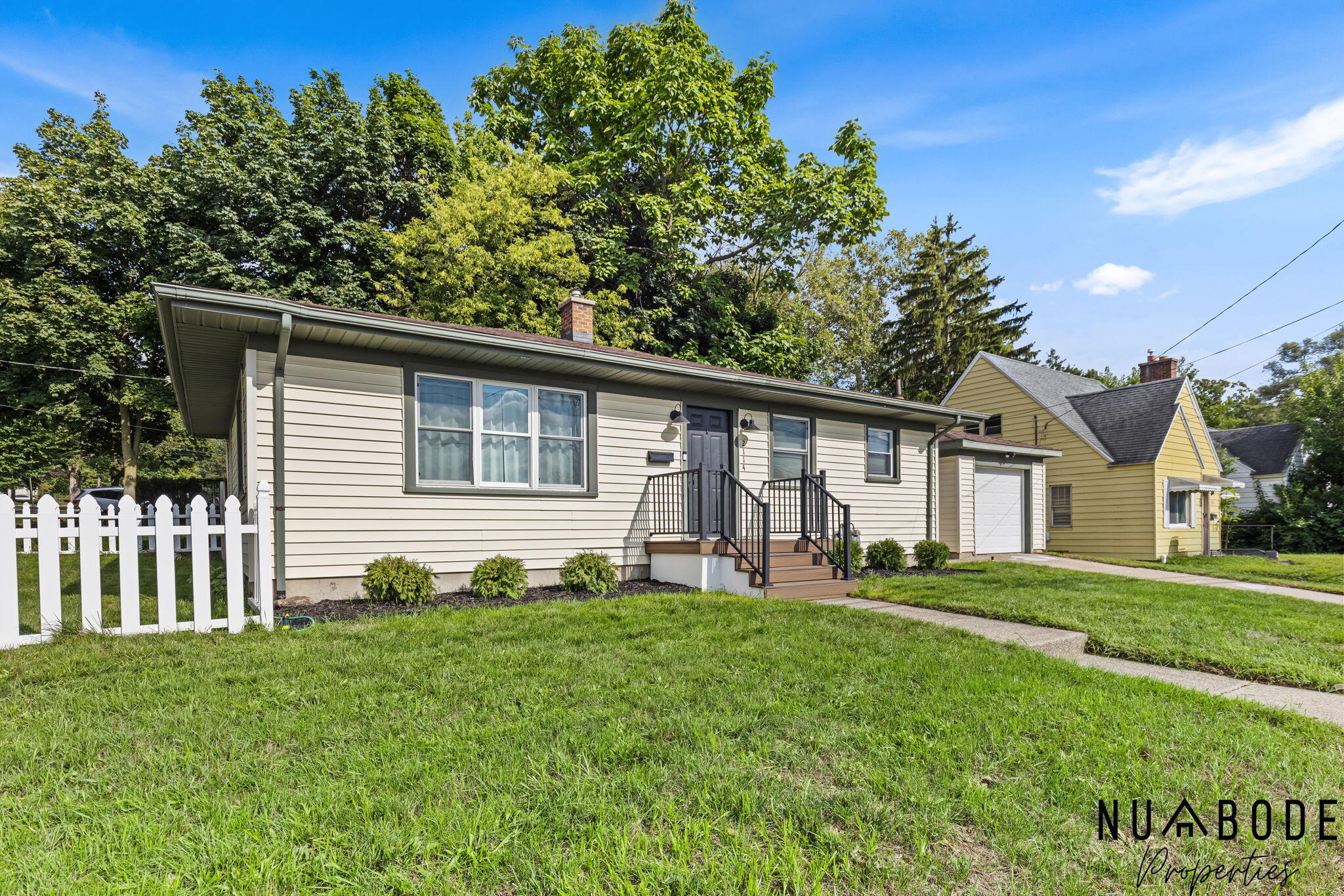 2114 Kalamazoo Avenue SE Grand Rapids MI 49507