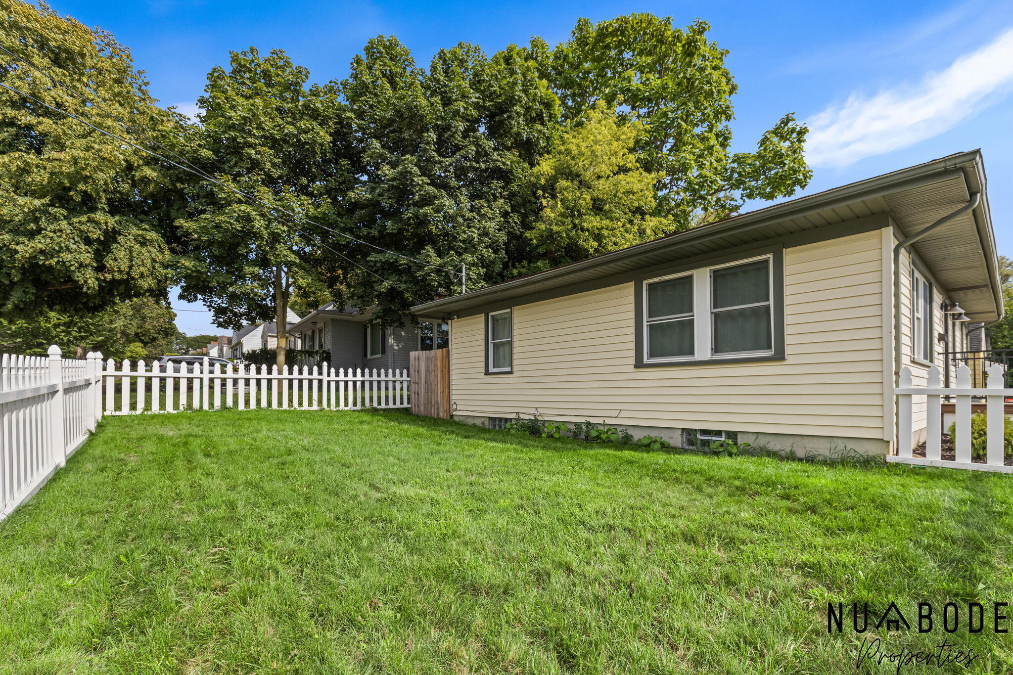 2114 Kalamazoo Avenue SE Grand Rapids MI 49507