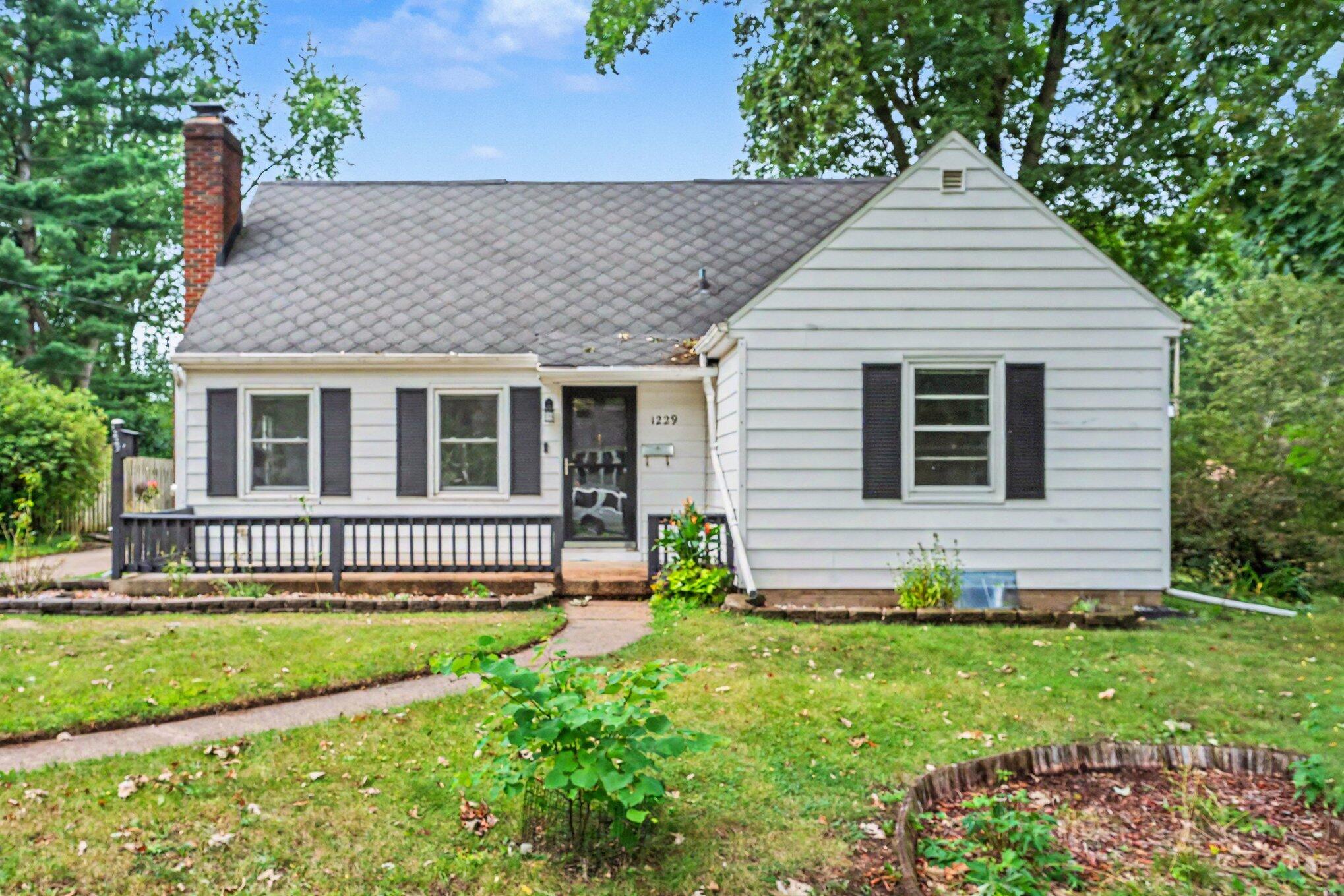 1229 N Fletcher Avenue Kalamazoo MI 49006
