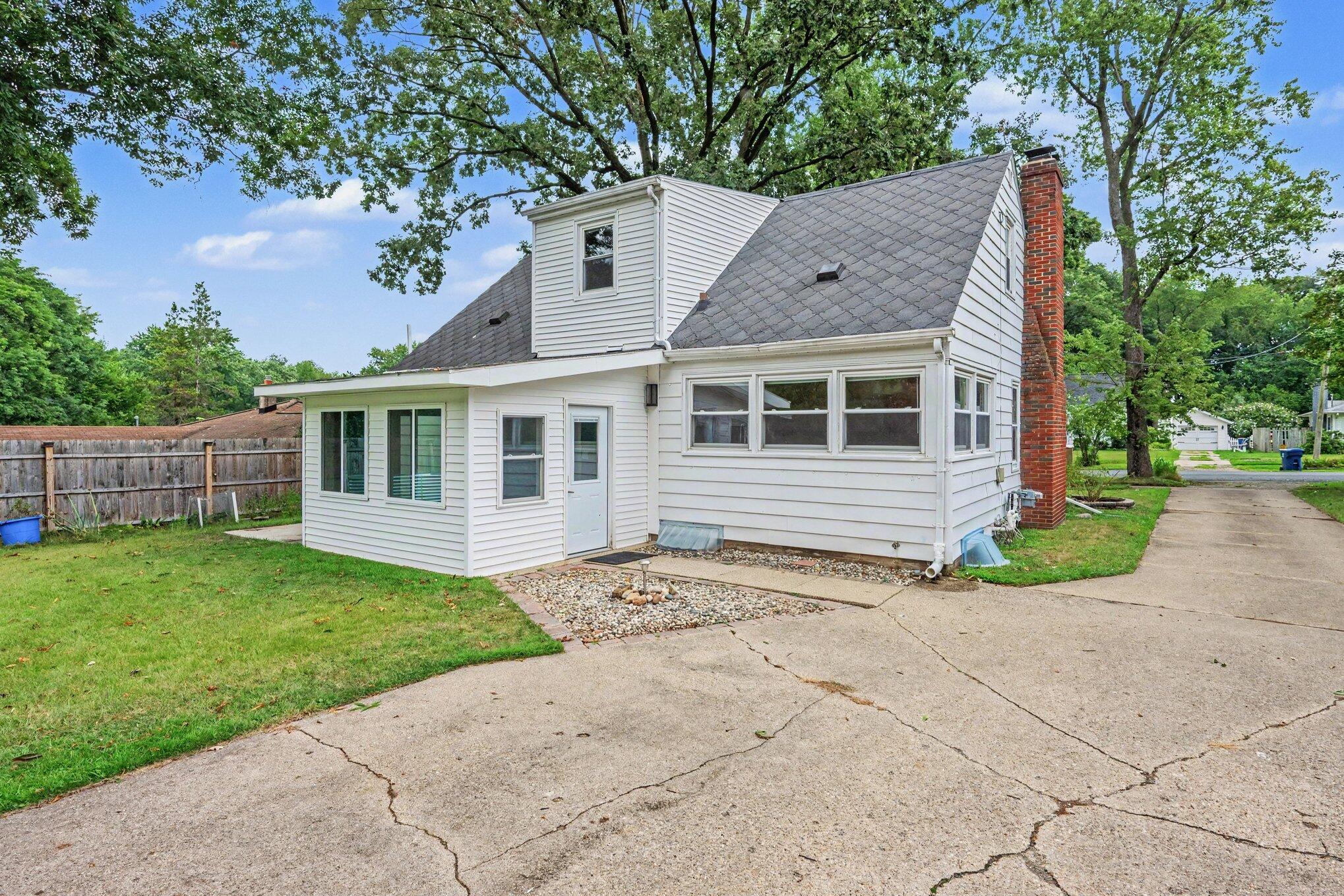 1229 N Fletcher Avenue Kalamazoo MI 49006