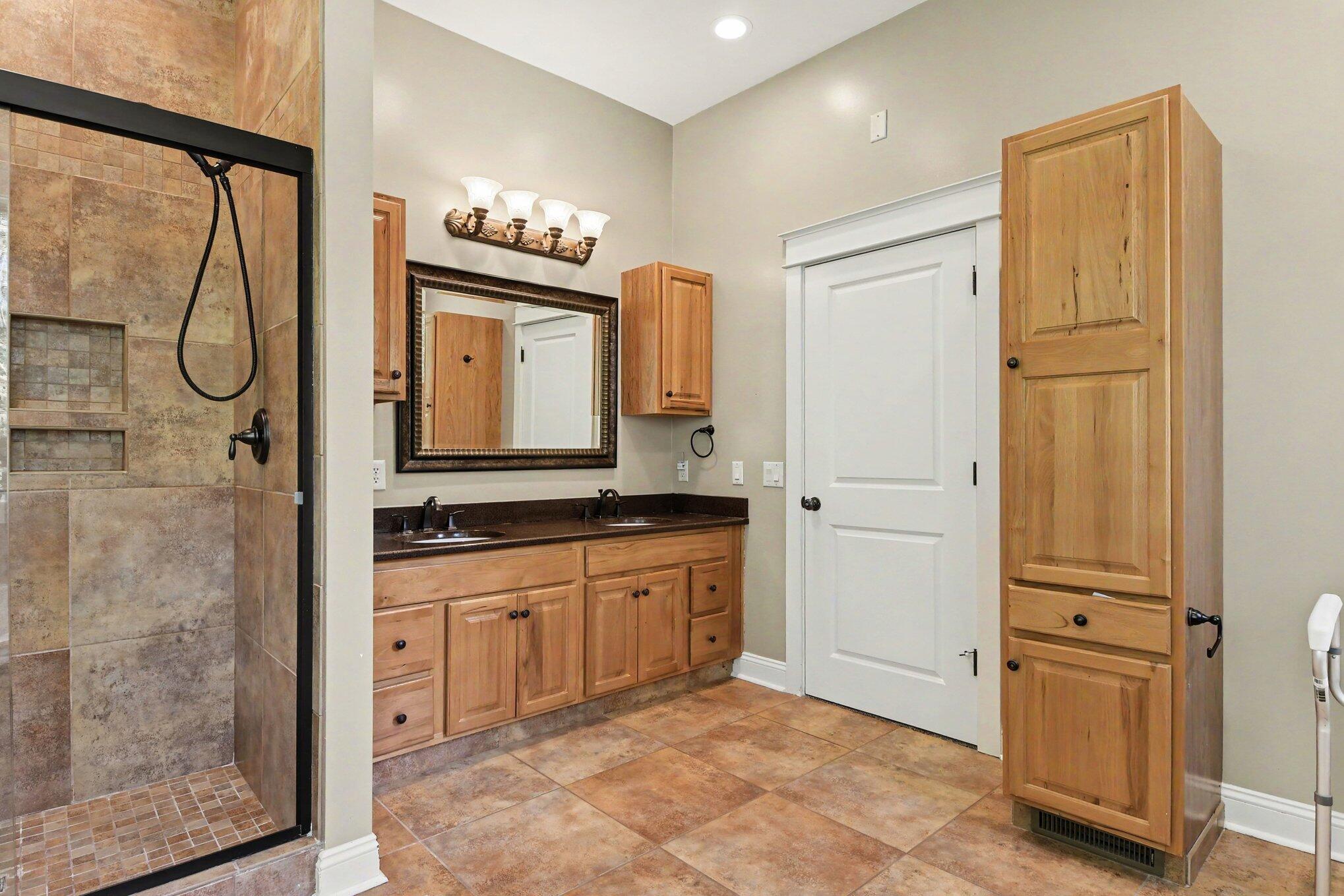 4994 Bluff Drive NE Grand Rapids MI 49525
