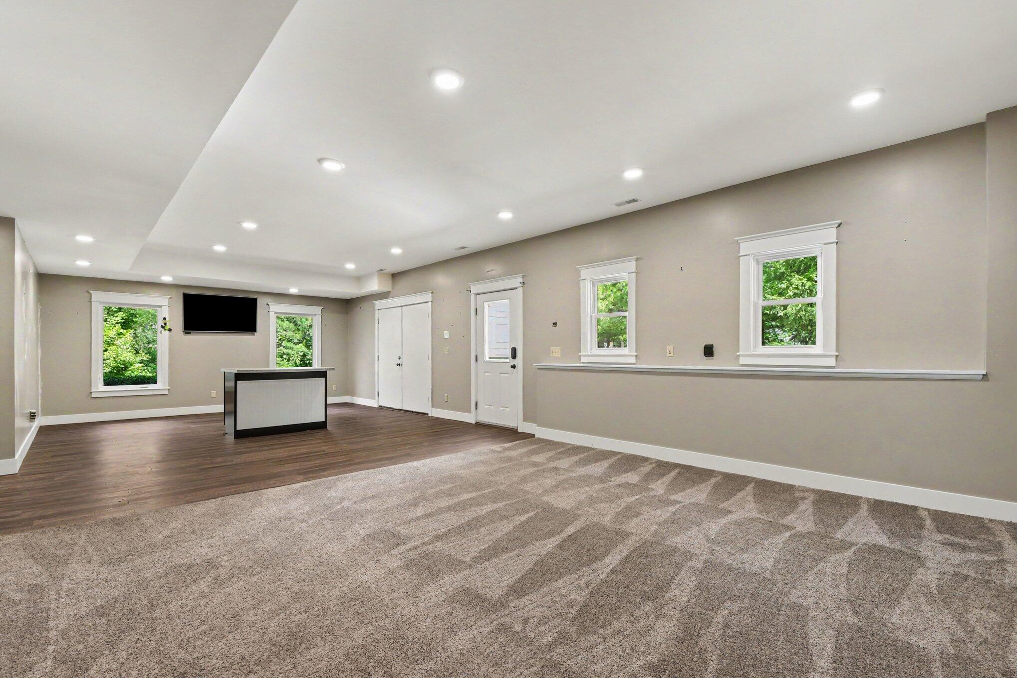 4994 Bluff Drive NE Grand Rapids MI 49525