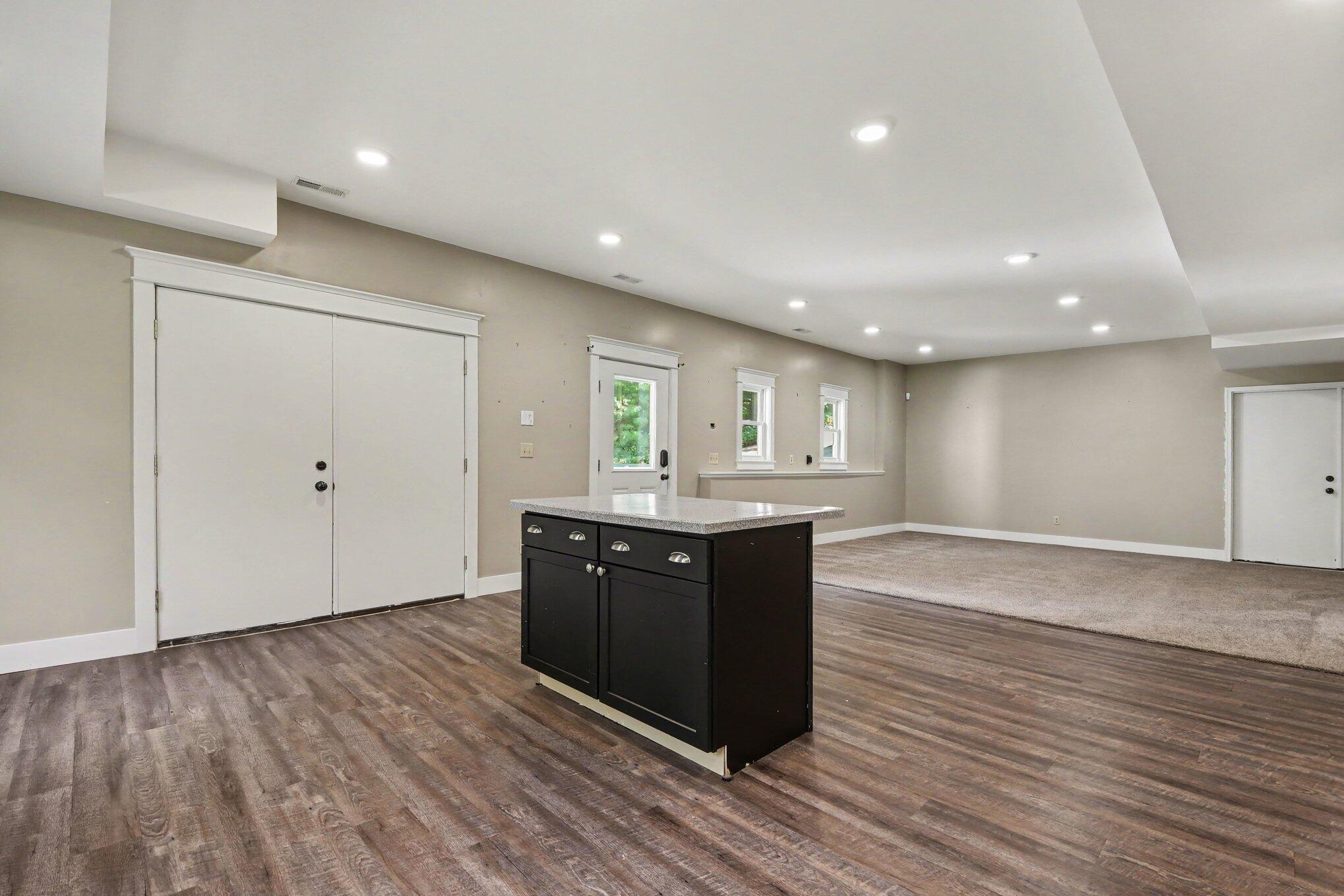 4994 Bluff Drive NE Grand Rapids MI 49525