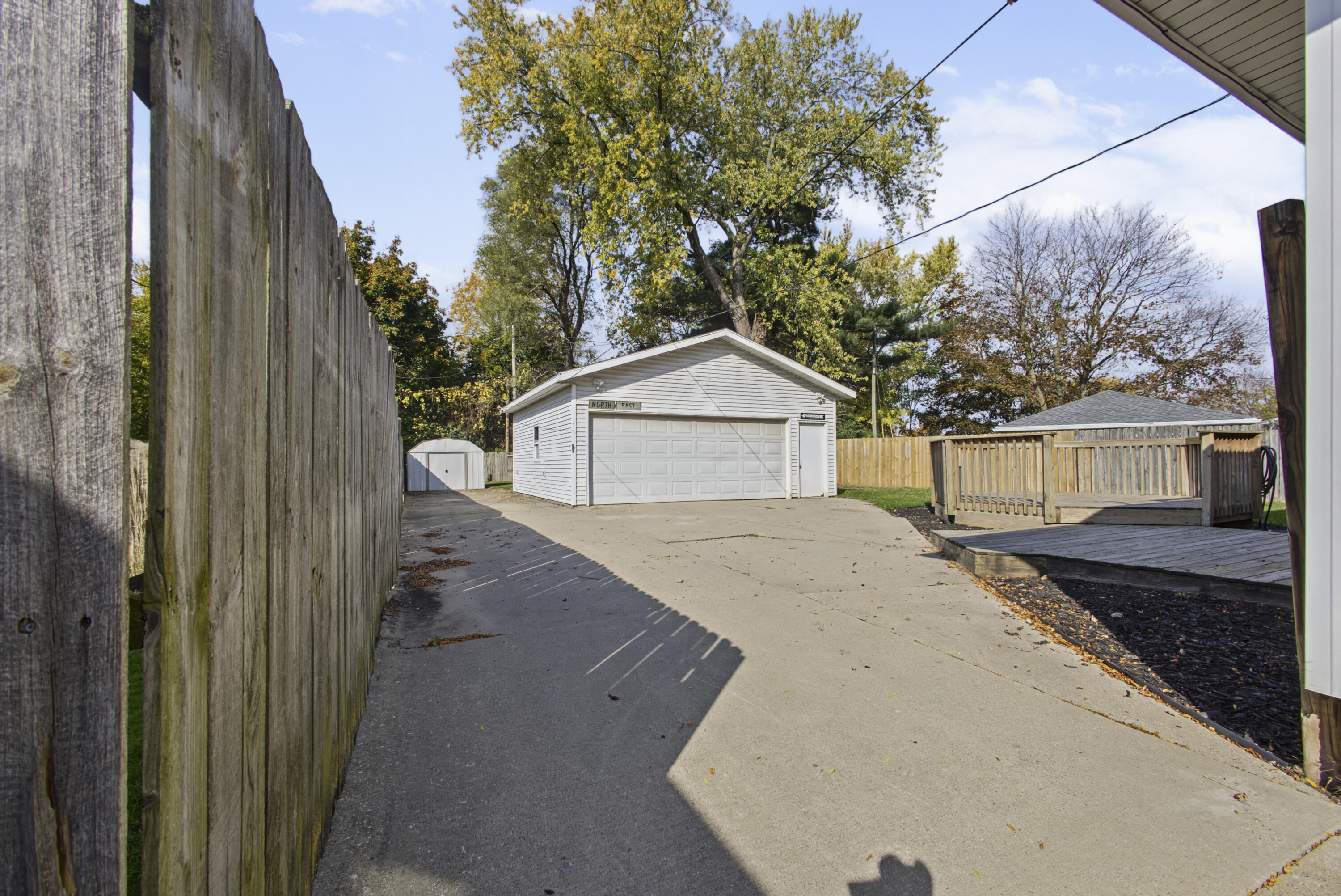 1031 Truxton Avenue NE Grand Rapids MI 49505