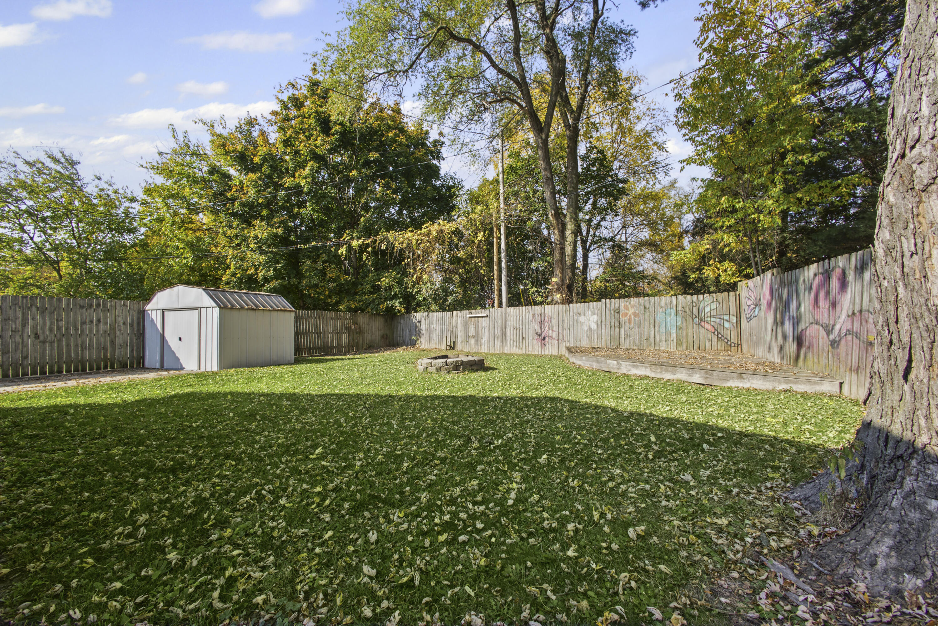 1031 Truxton Avenue NE Grand Rapids MI 49505