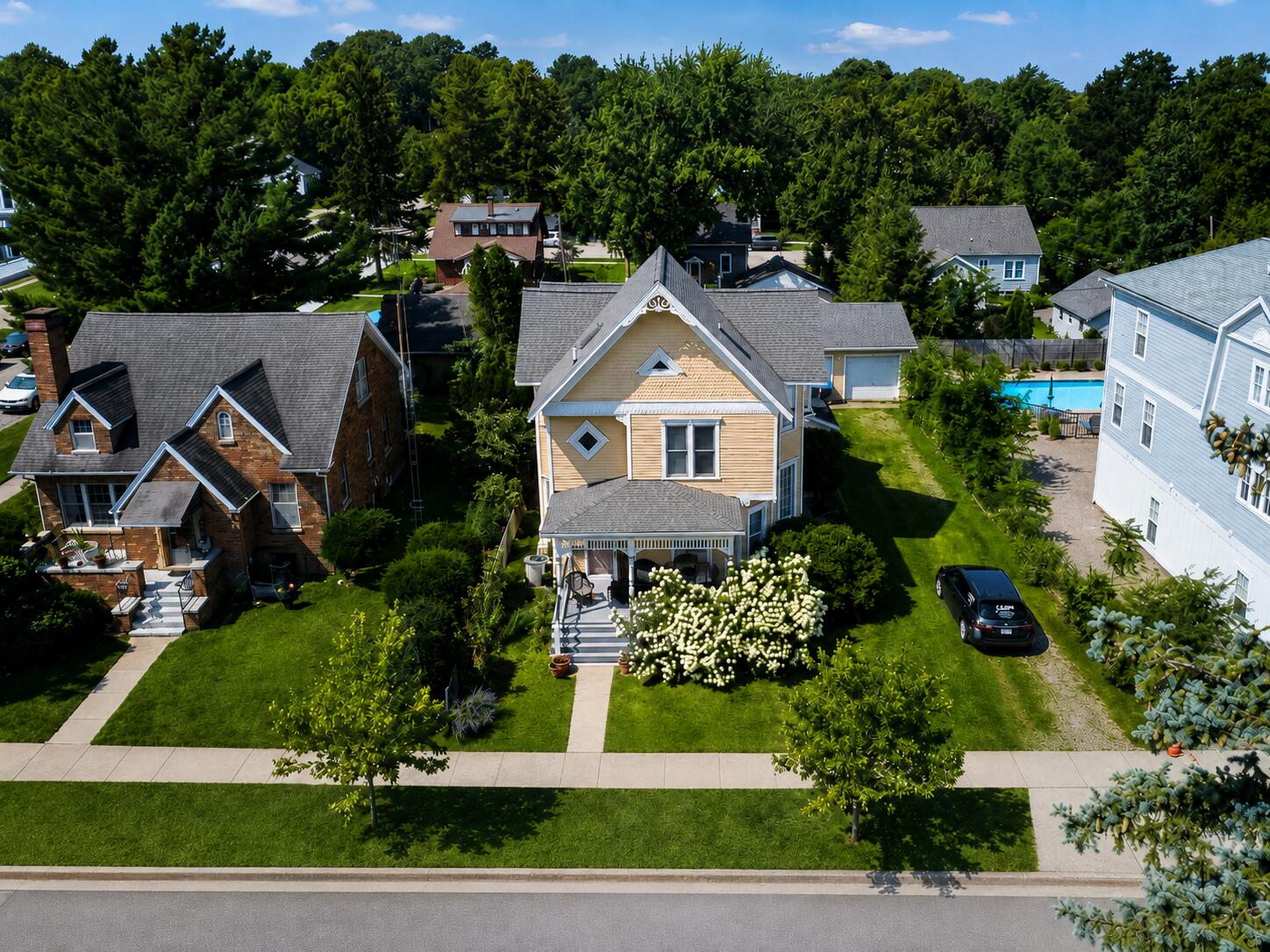 108 N Barton Street New Buffalo MI 49117