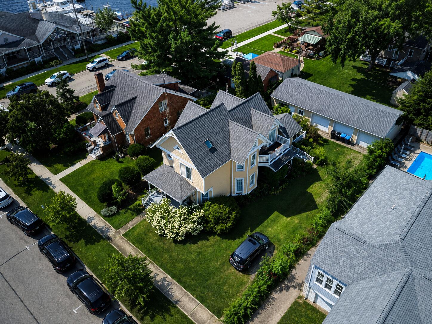 108 N Barton Street New Buffalo MI 49117