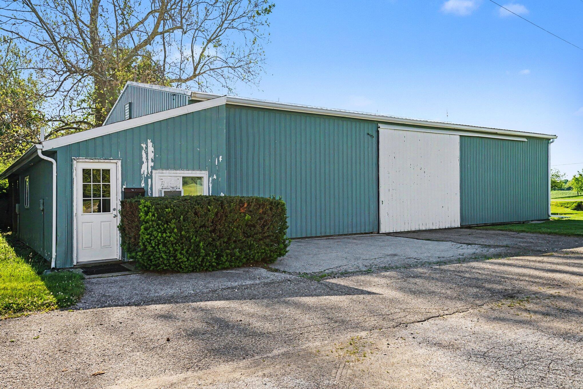 6629 N Branch Road Benton Harbor MI 49022
