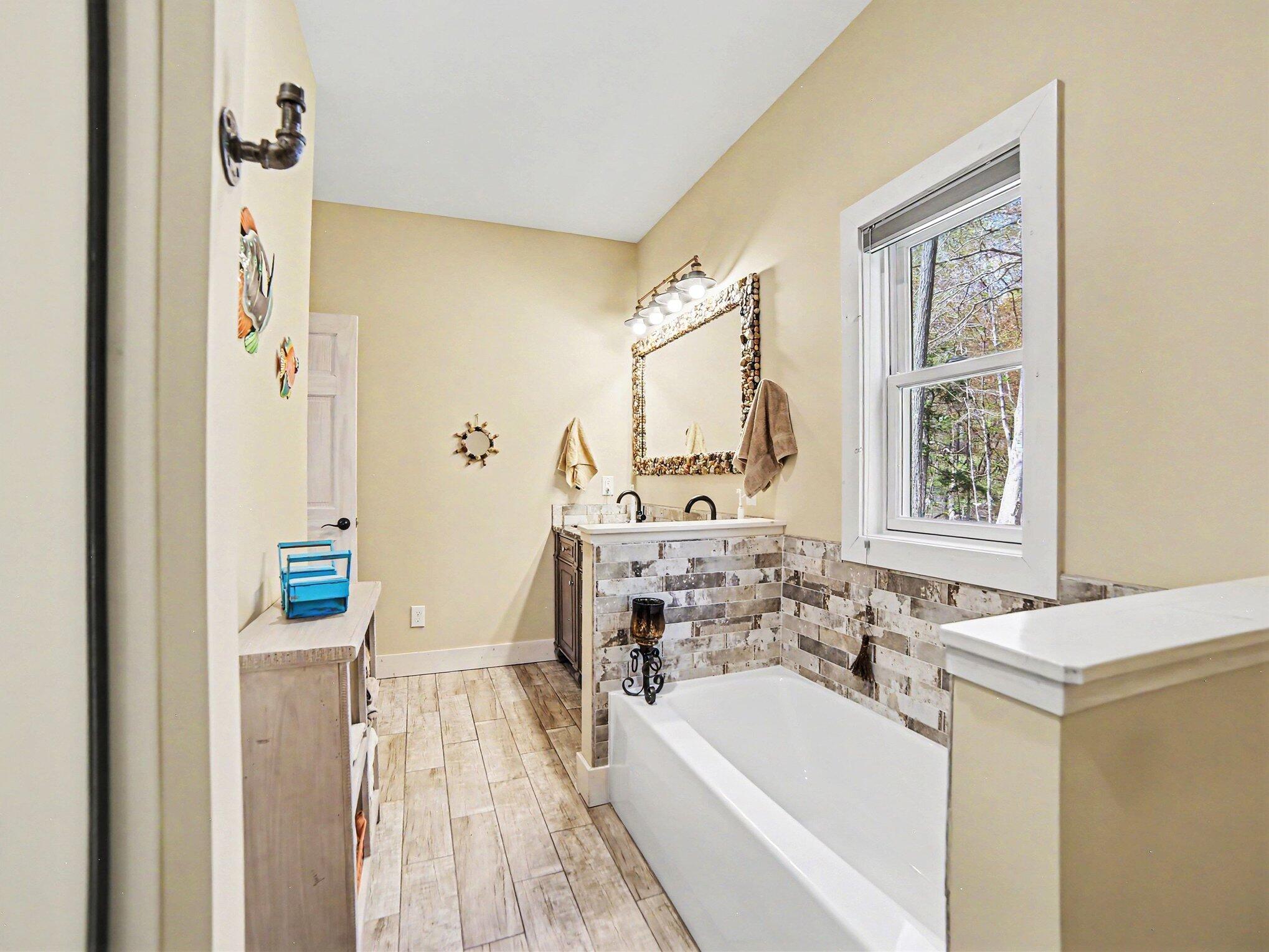 5203 W Bald Eagle Drive Ludington MI 49431