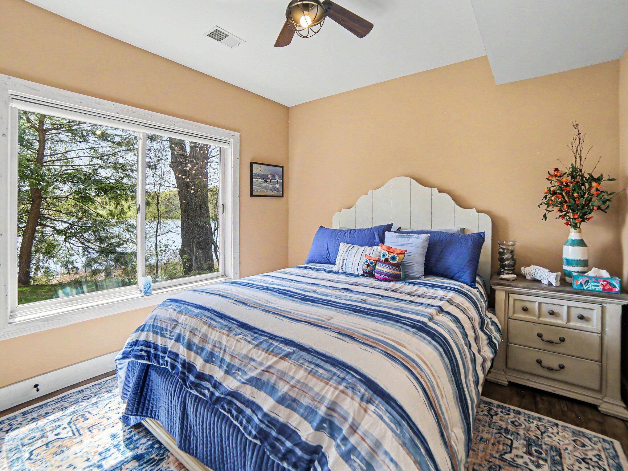5203 W Bald Eagle Drive Ludington MI 49431