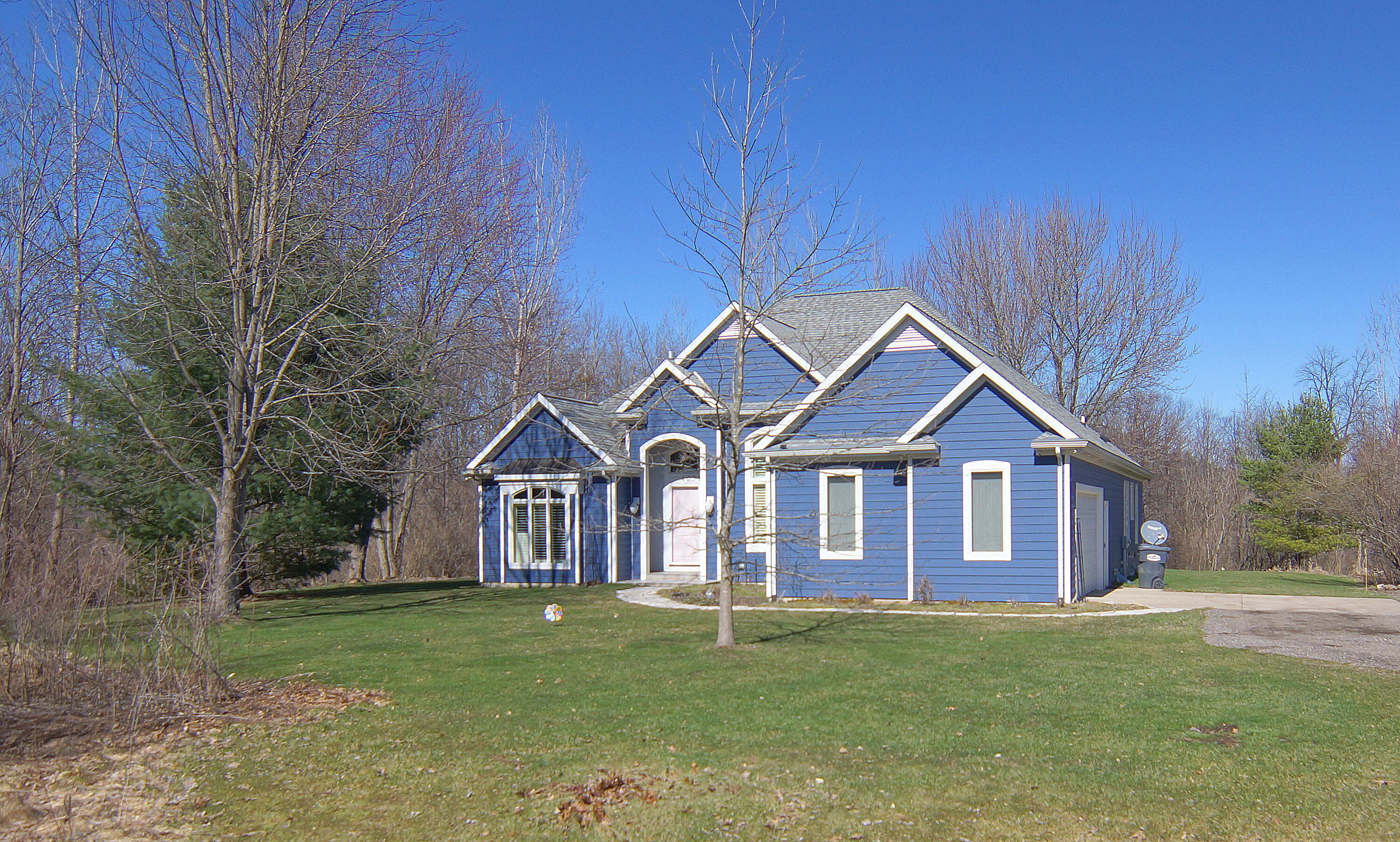 4033 Schmuhl Road Benton Harbor MI 49022